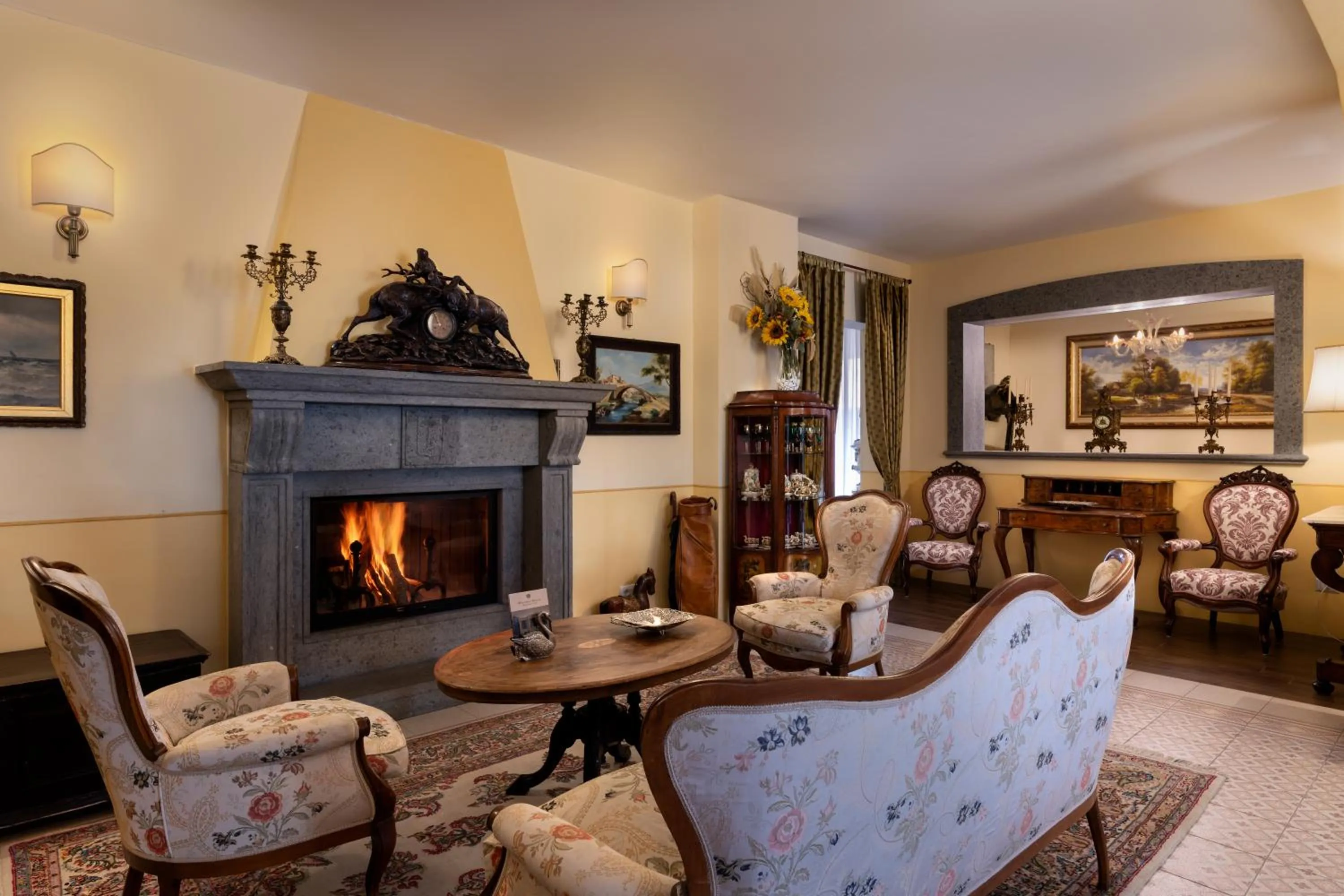 Lobby or reception in Hotel San Gregorio