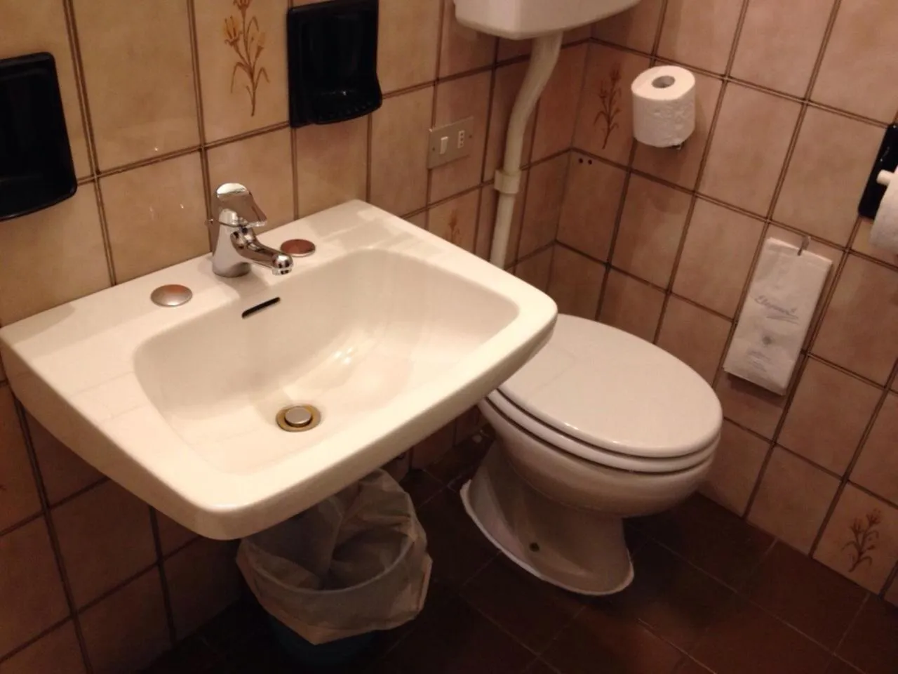 Bathroom in Hotel Palace