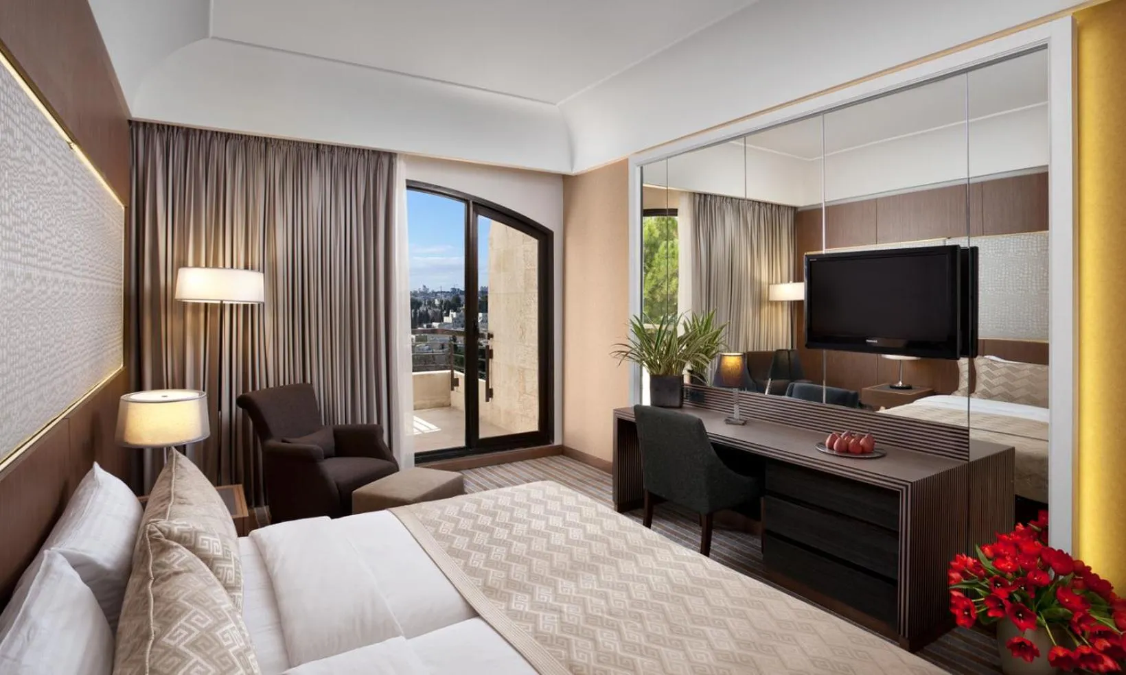 Bed in Dan Jerusalem Hotel