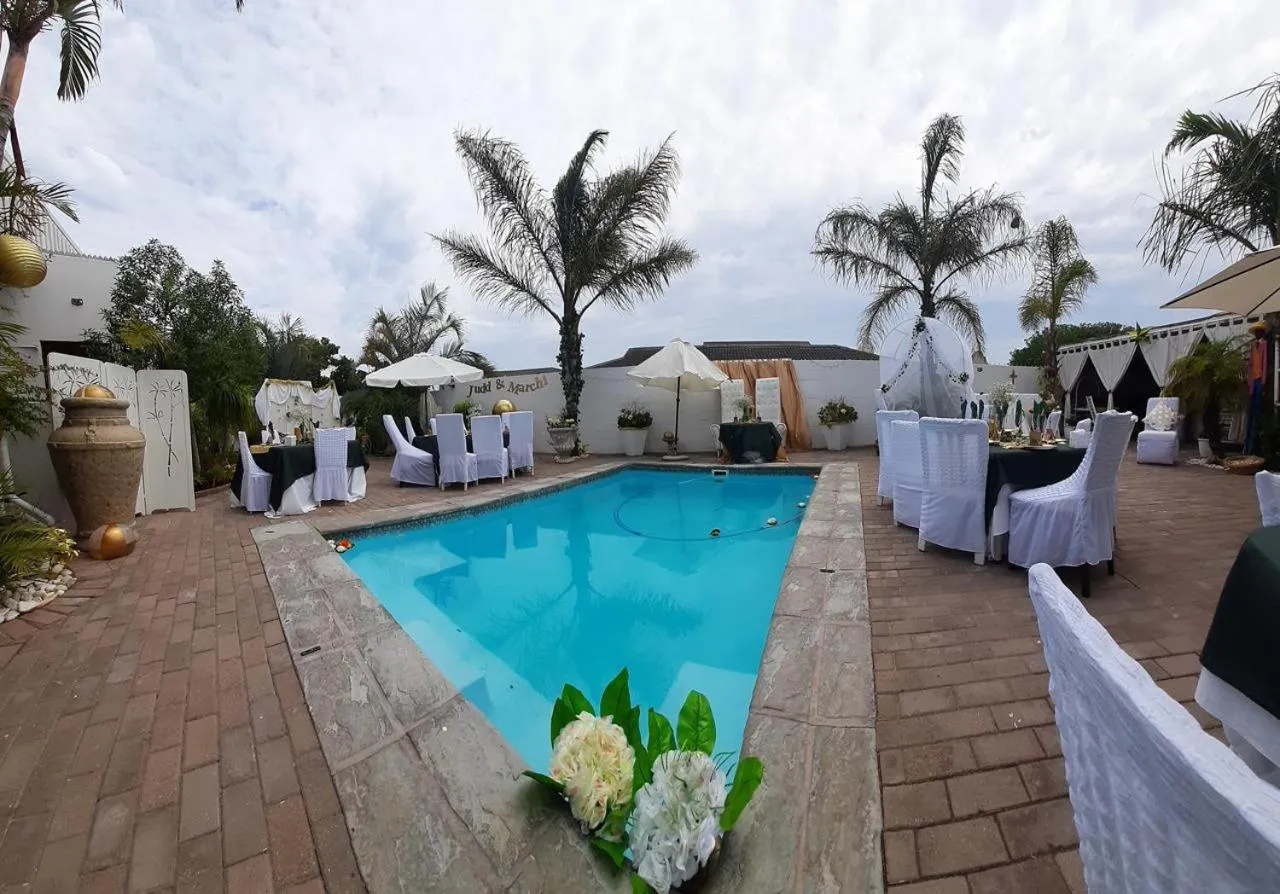Garden view in Au Plais De Langebaan at Palm Tree Villa
