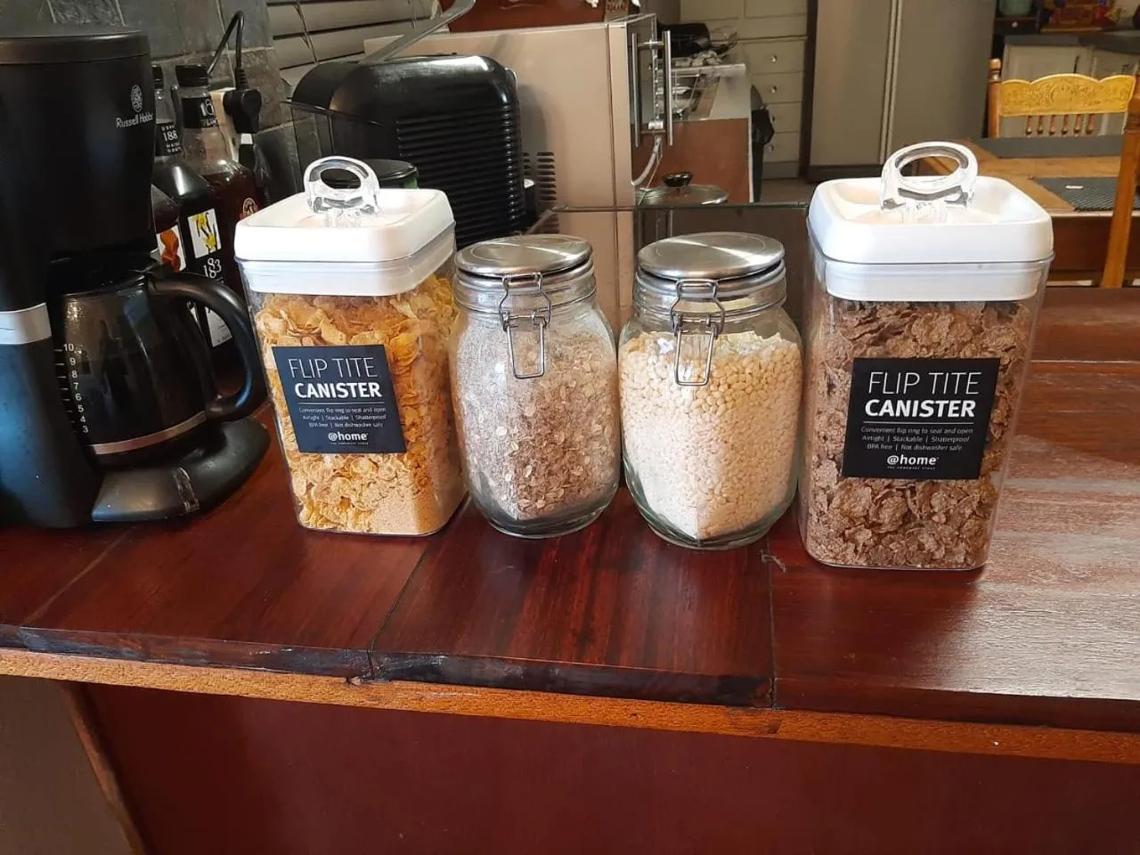 Coffee/tea facilities in Au Plais De Langebaan at Palm Tree Villa