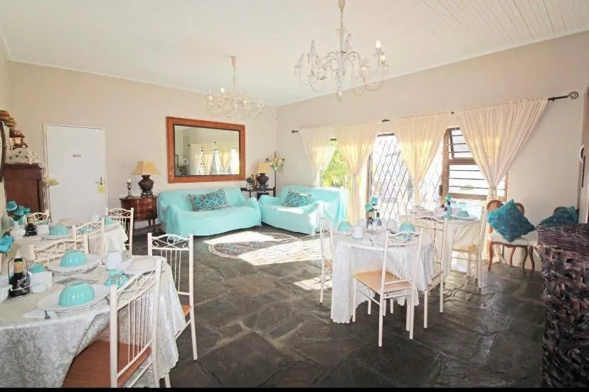Dining area in Au Plais De Langebaan at Palm Tree Villa