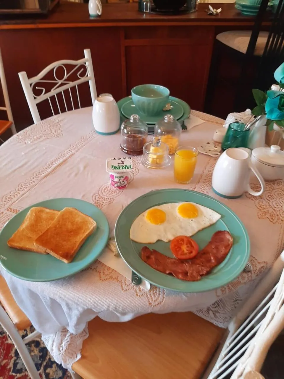 Breakfast in Au Plais De Langebaan at Palm Tree Villa