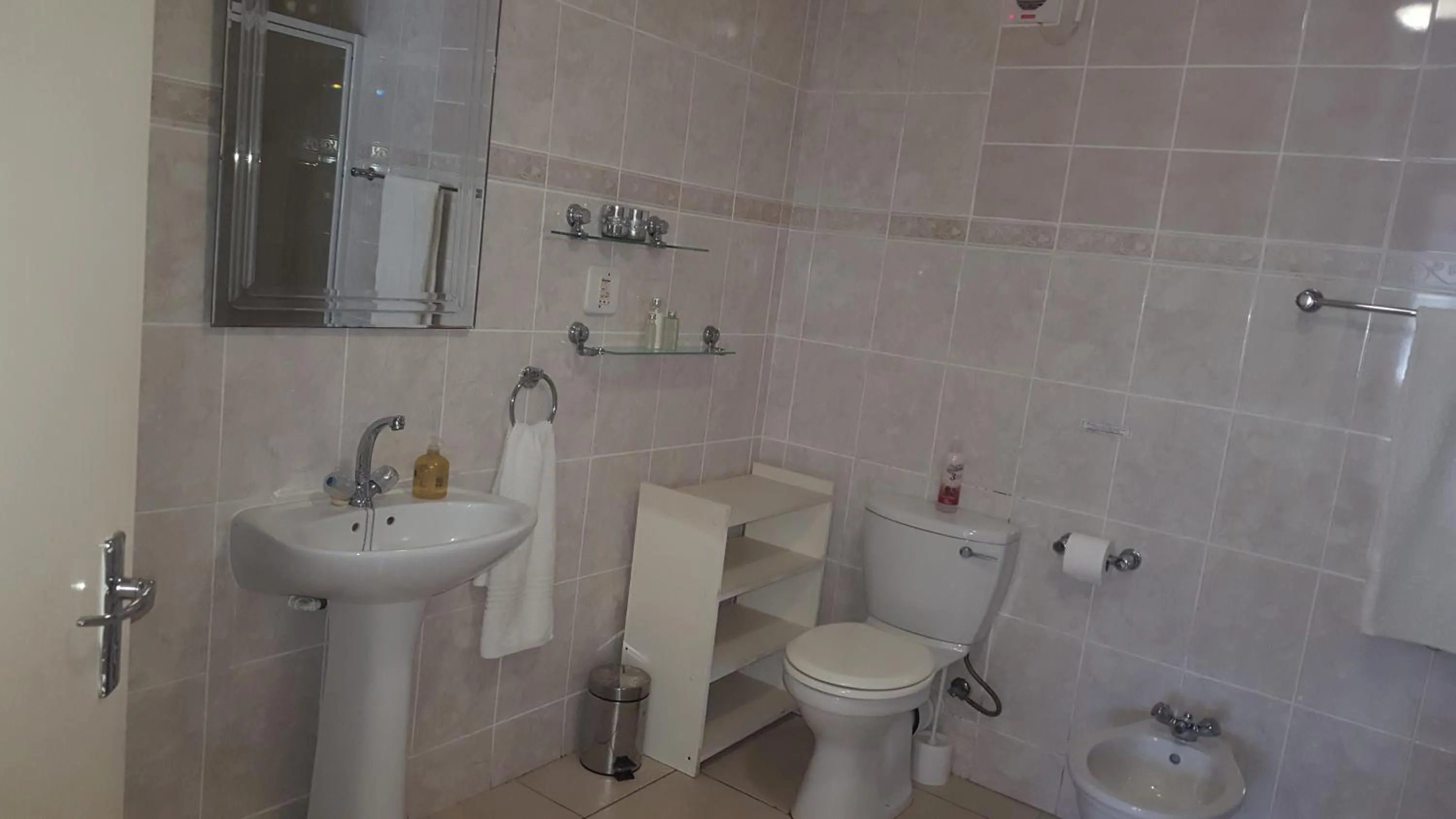 Bathroom in Au Plais De Langebaan at Palm Tree Villa