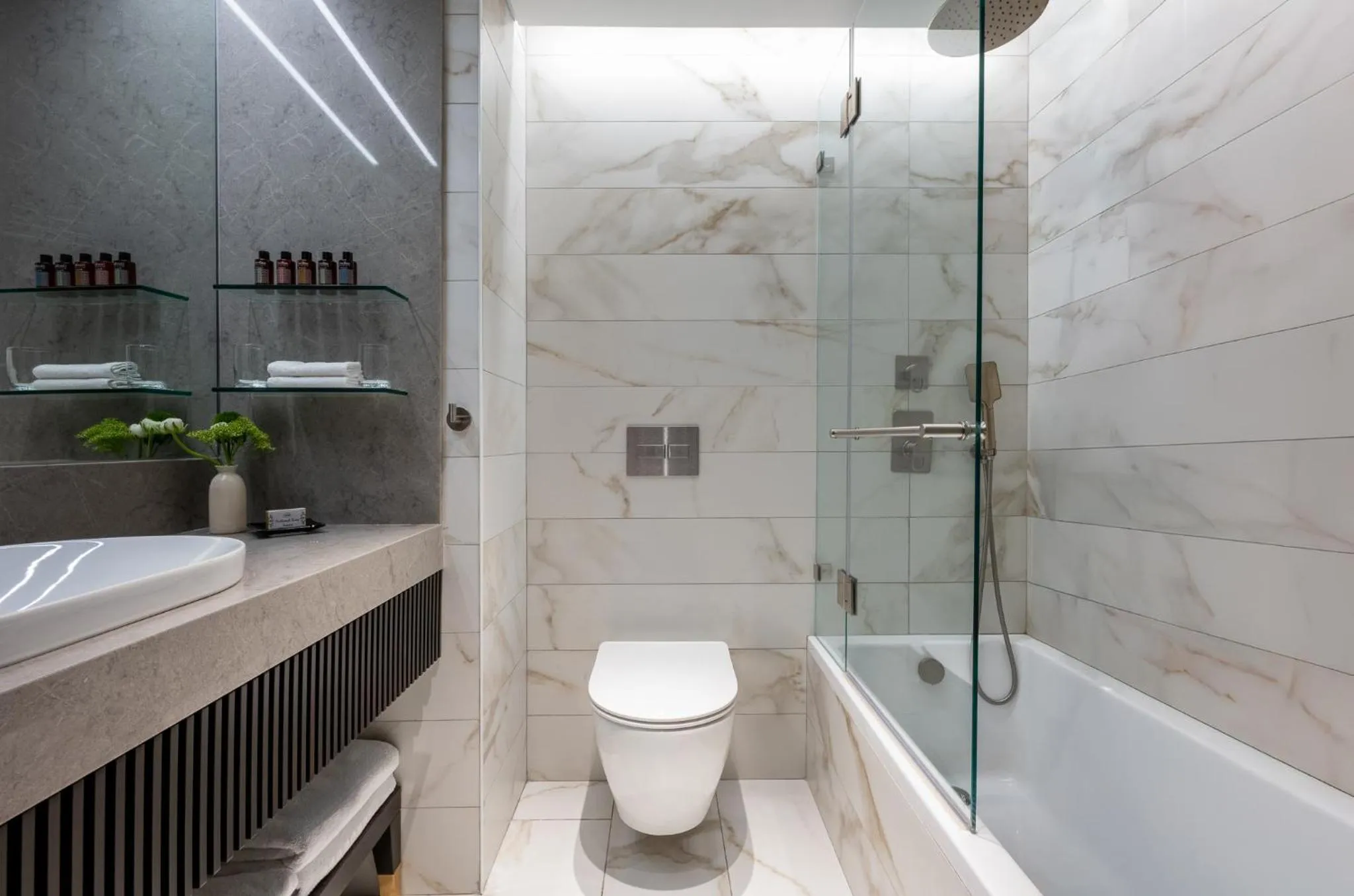 Shower in The Inbal Jerusalem