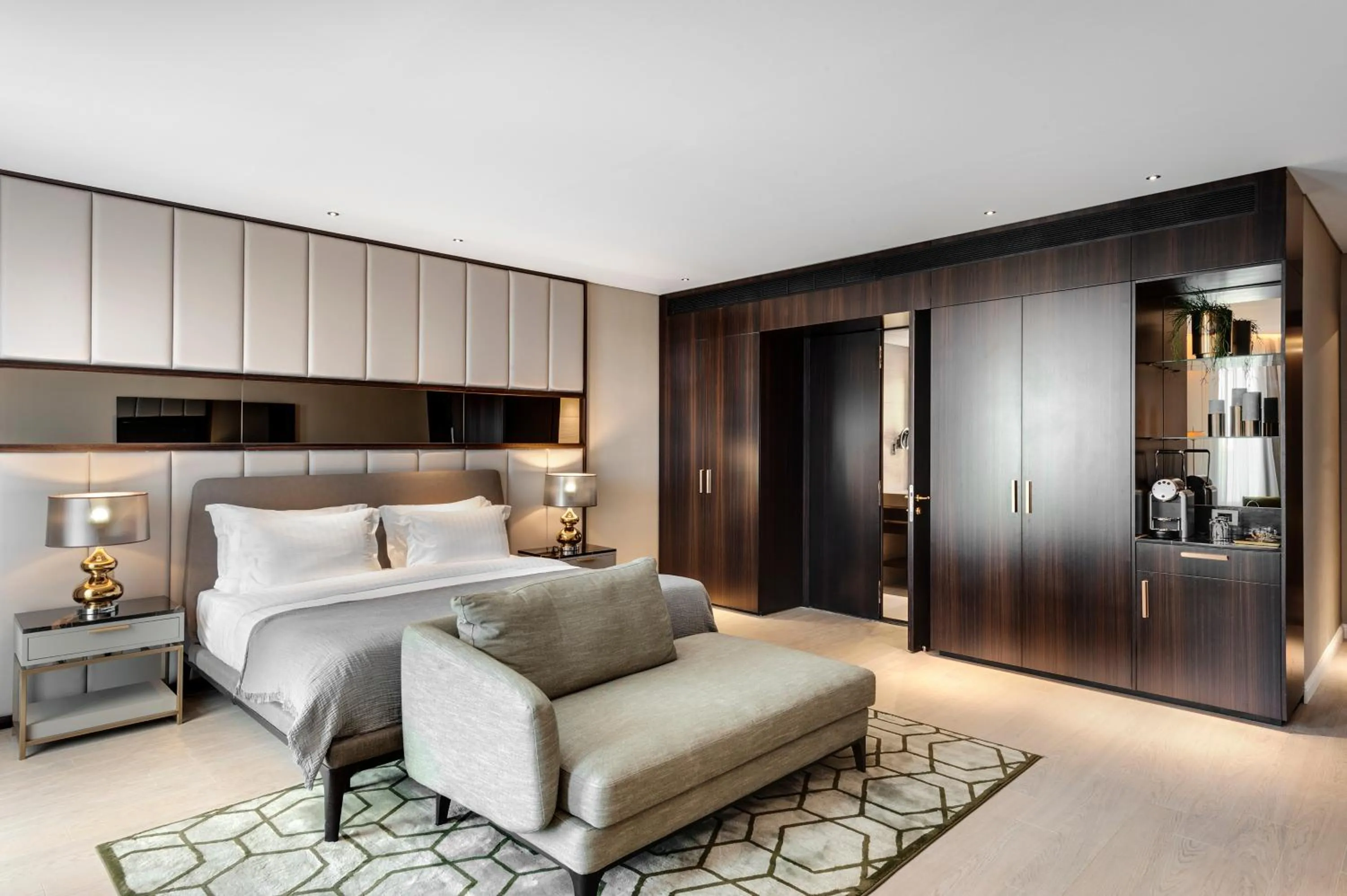 Photo of the whole room, Bed in The Inbal Jerusalem