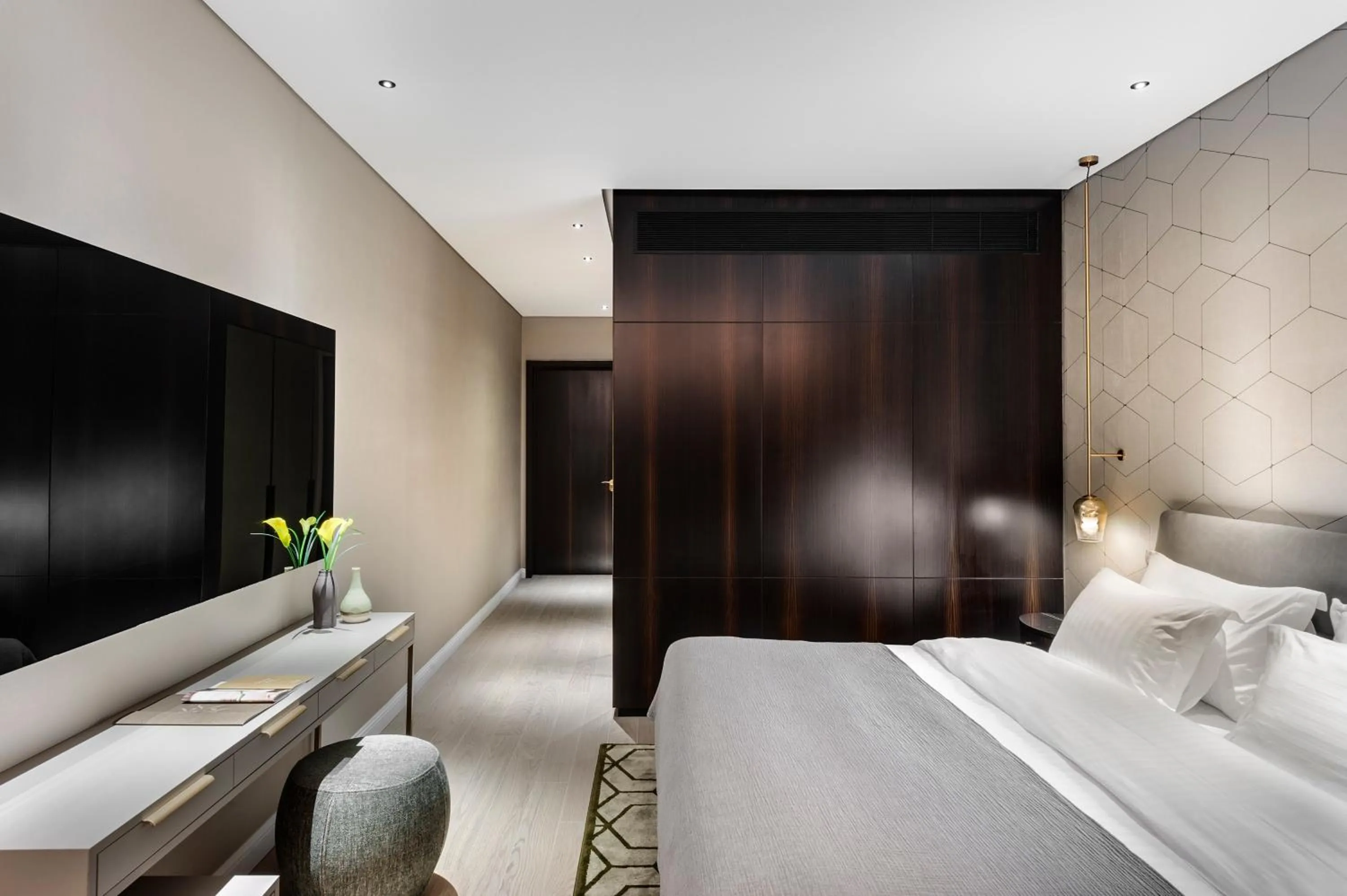 Photo of the whole room, Bed in The Inbal Jerusalem