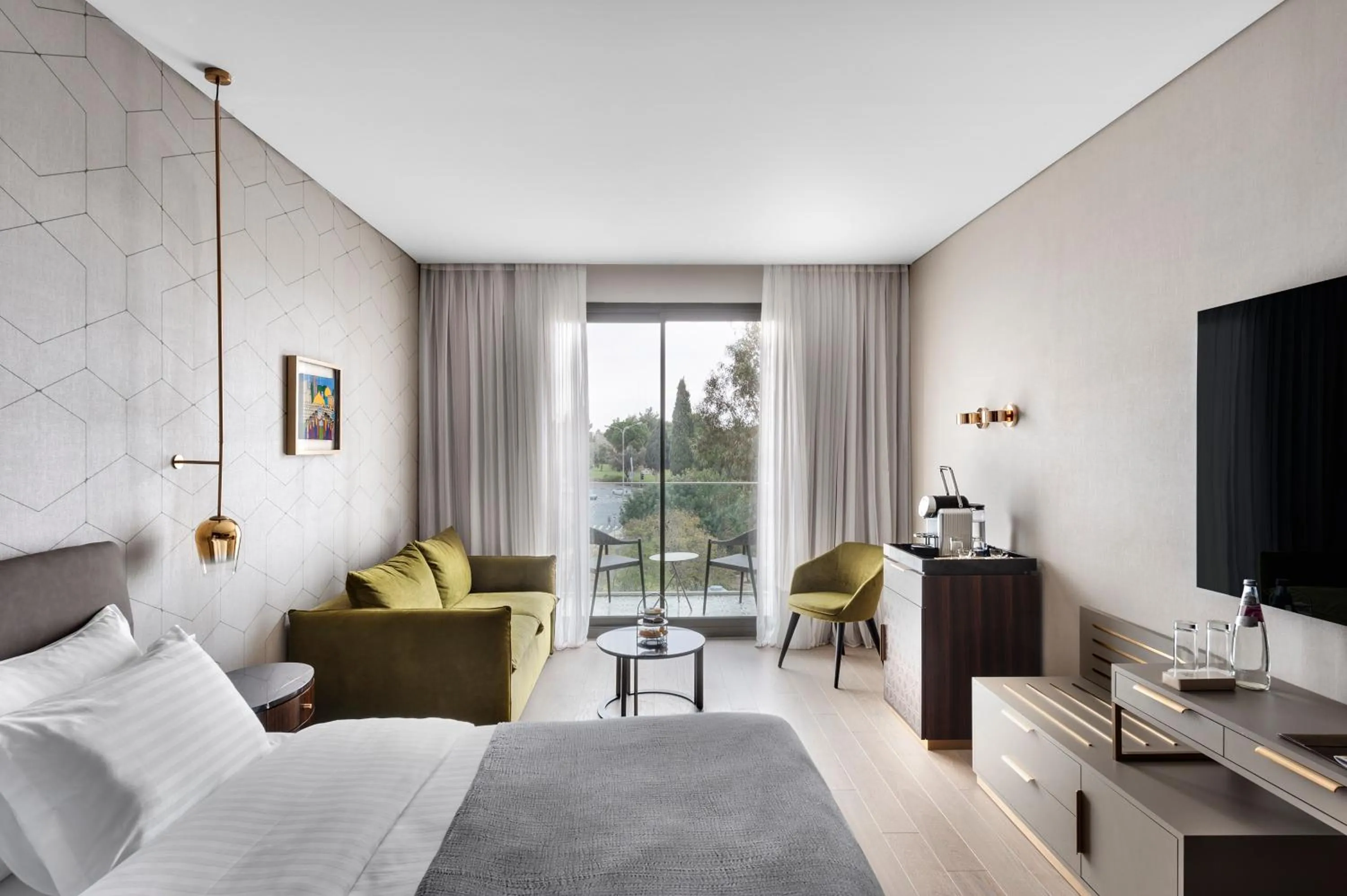 Photo of the whole room, Bed in The Inbal Jerusalem