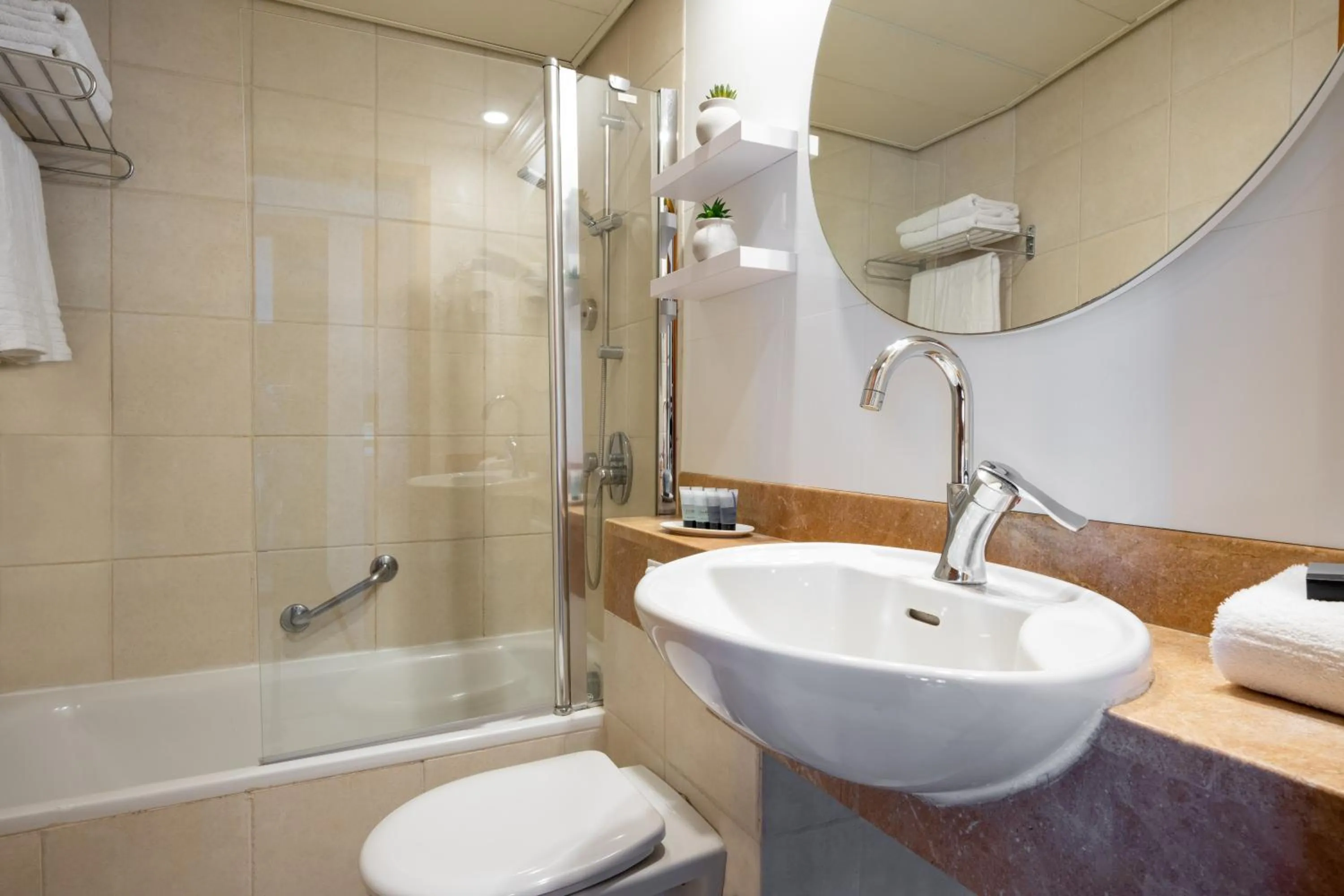 Toilet in Maxim Design Hotel 3 Star Superior