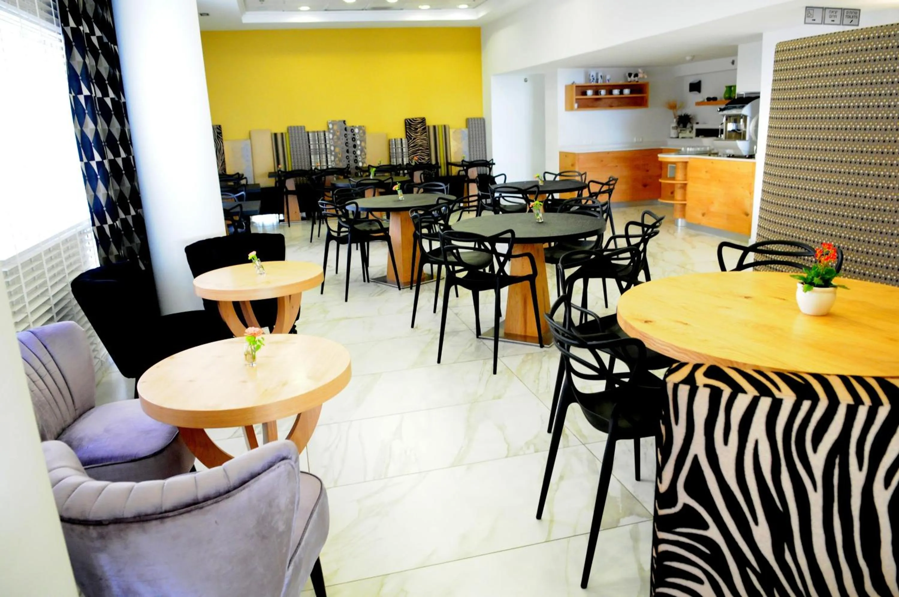 Lounge or bar in Maxim Design Hotel 3 Star Superior