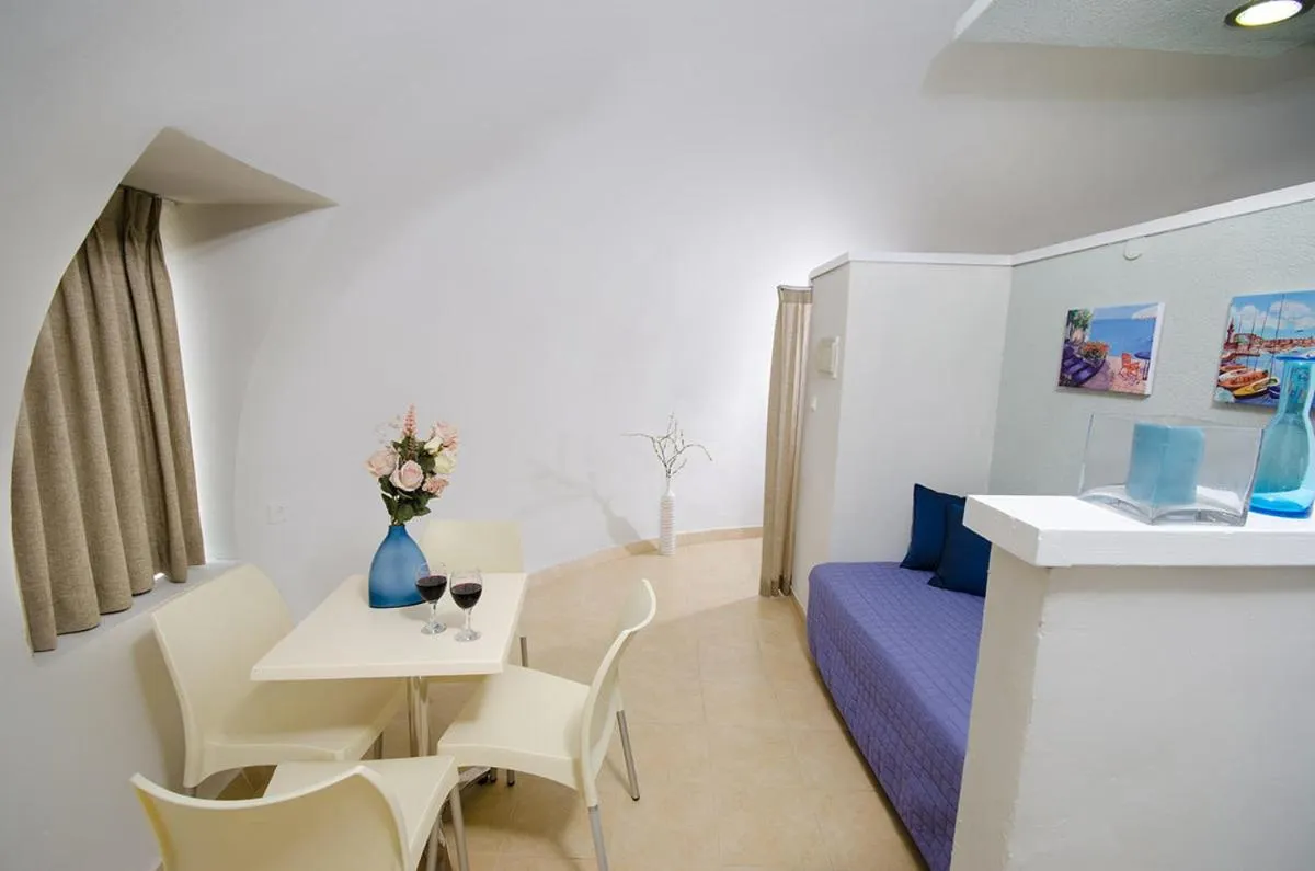 Decorative detail in Dor Country Lodging