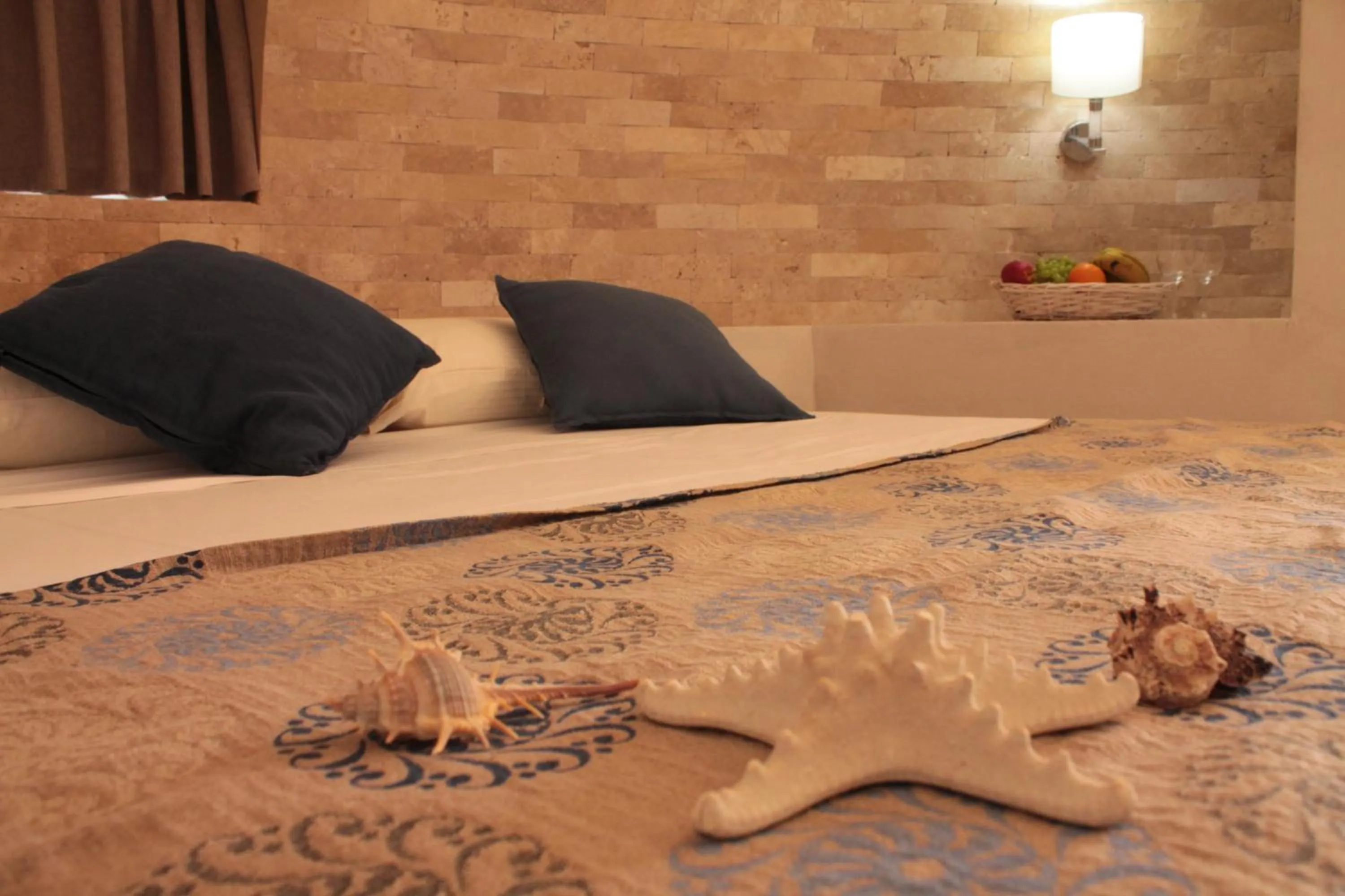 Bed in Dor Country Lodging