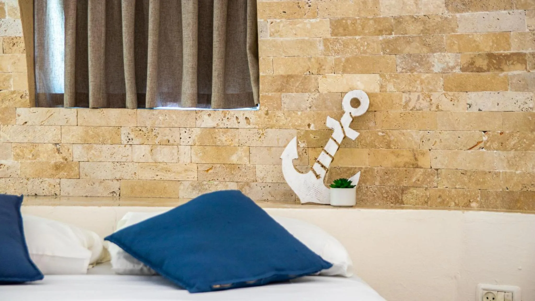 Bed in Dor Country Lodging