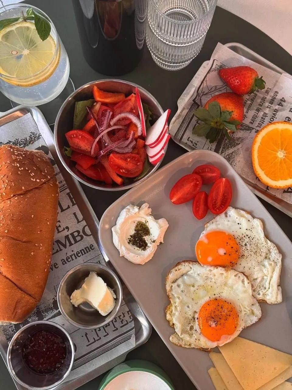 Breakfast in Eden Hotel