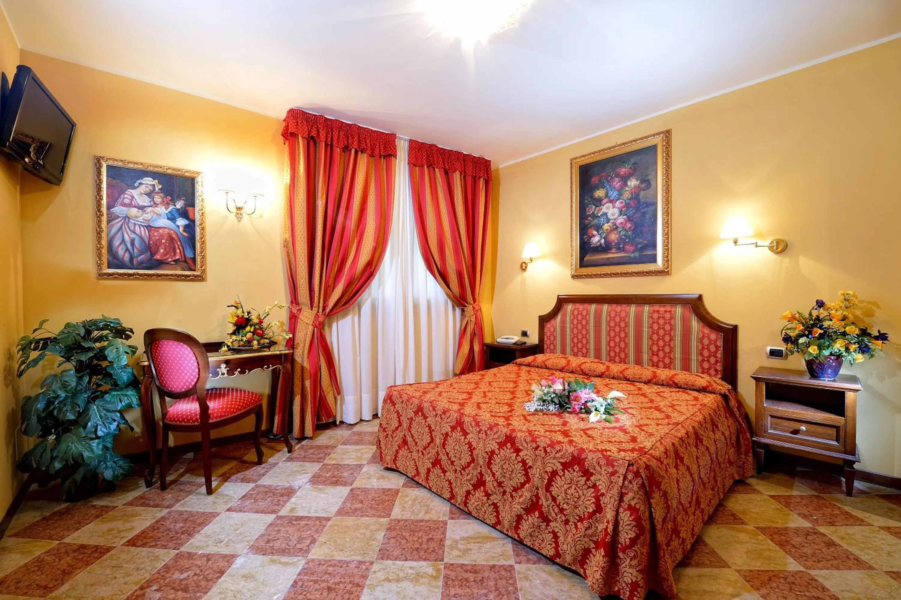 Photo of the whole room, Bed in Hotel Città Di Milano