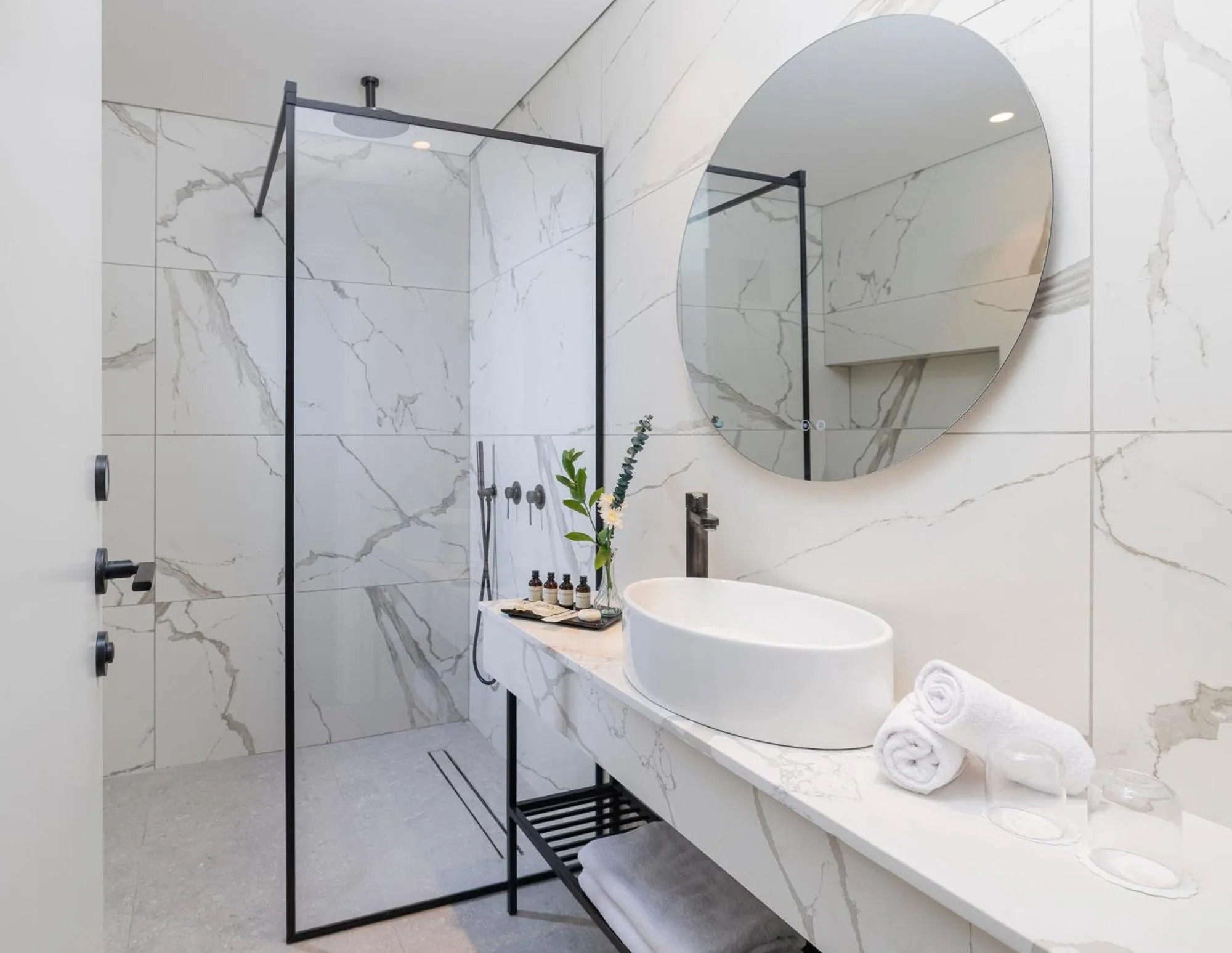 Shower in מלון בראון ירושלים - Brown Jerusalem Hotel