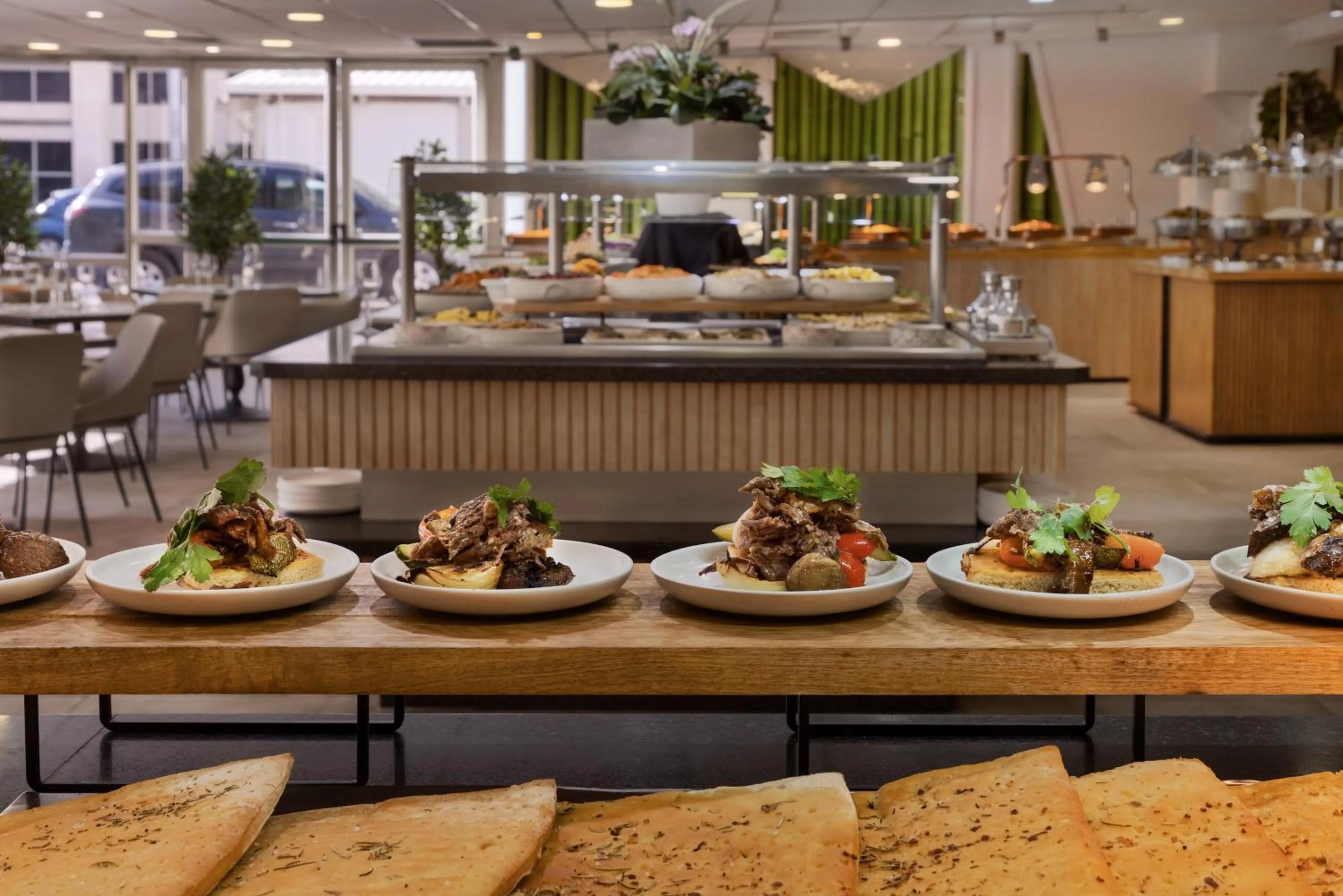 Food and drinks in Kfar Maccabiah Business & Sport Hotel