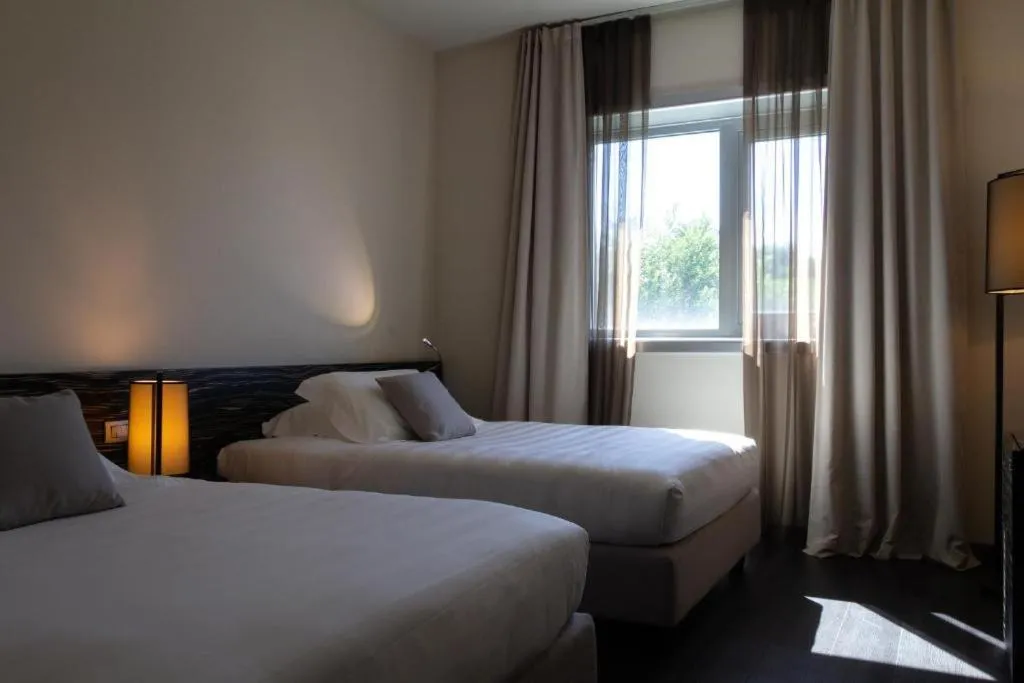 Bed in G Hotel Ancona