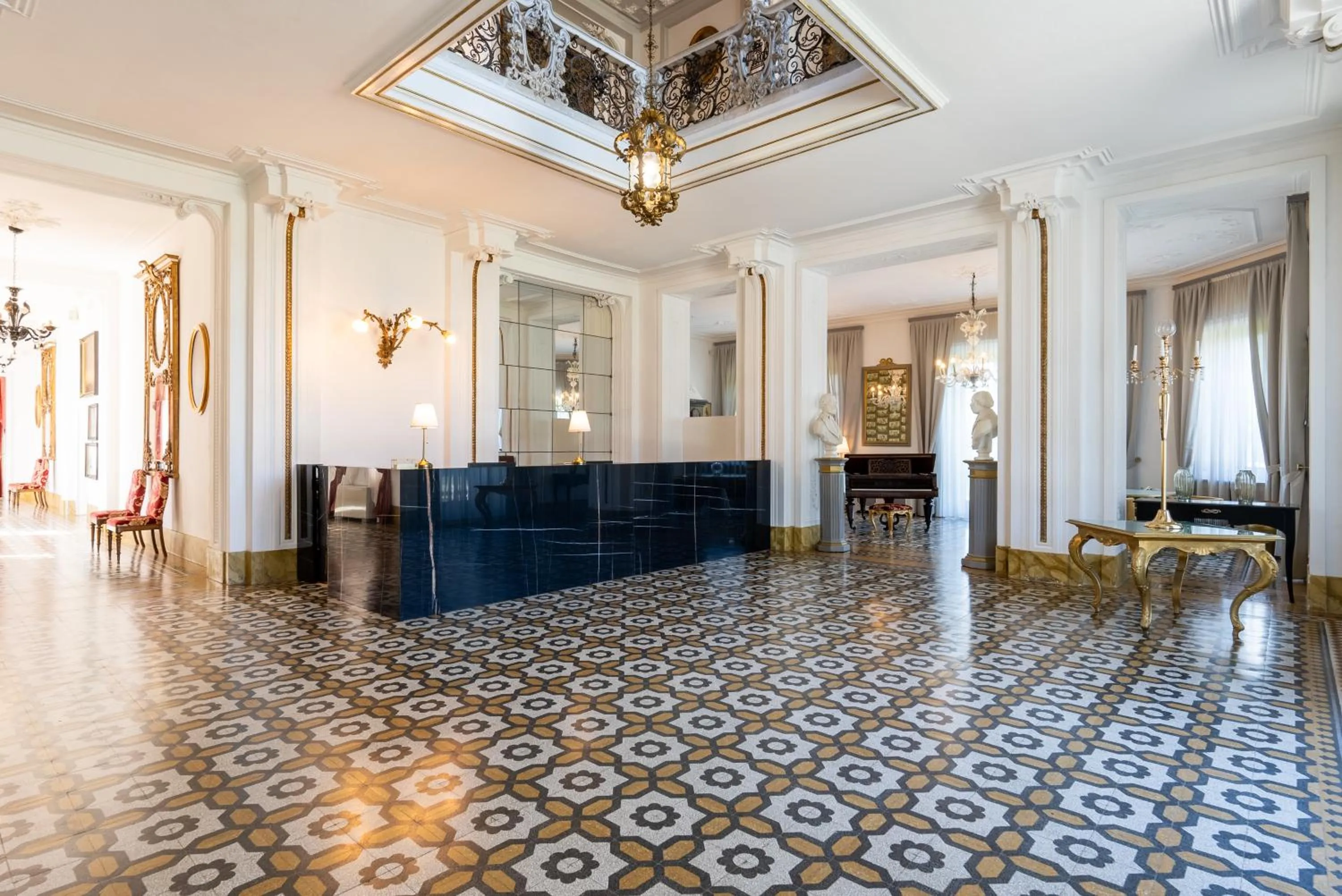 Lobby or reception in Hotel Villa Borghi