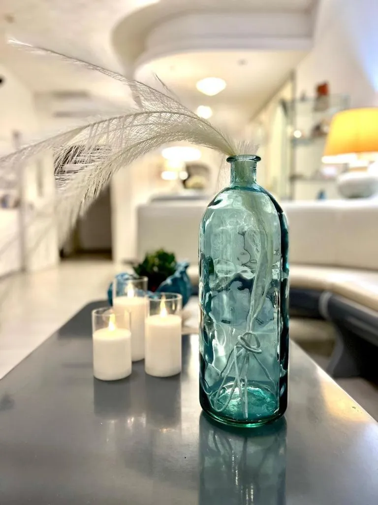 Decorative detail, Bed in Hotel Cala Di Seta