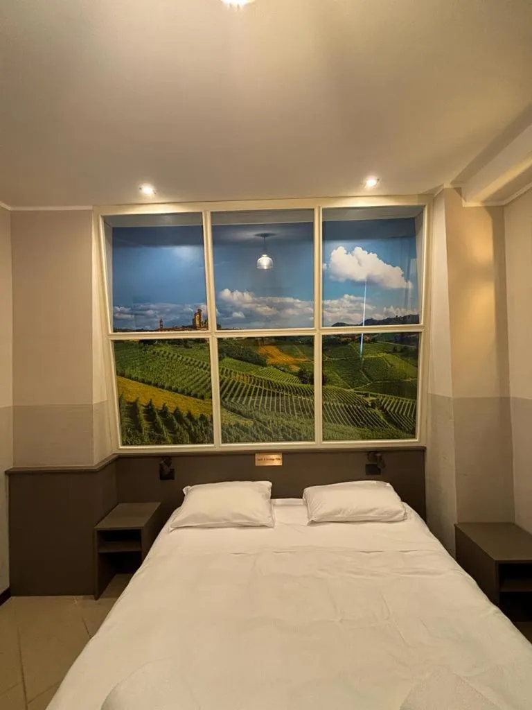 Photo of the whole room, Bed in Hotel Plaza