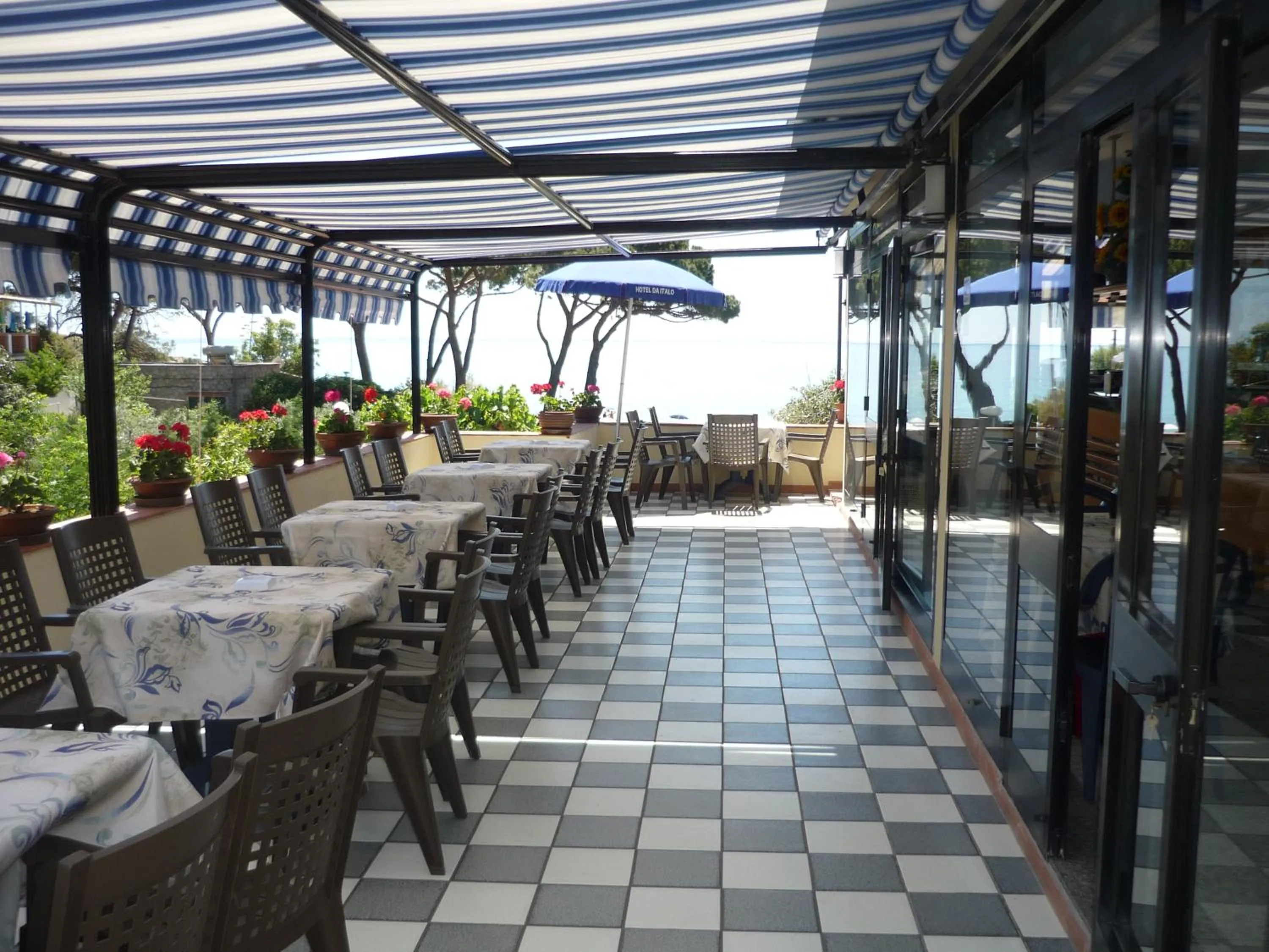 Lounge or bar in Hotel Da Italo