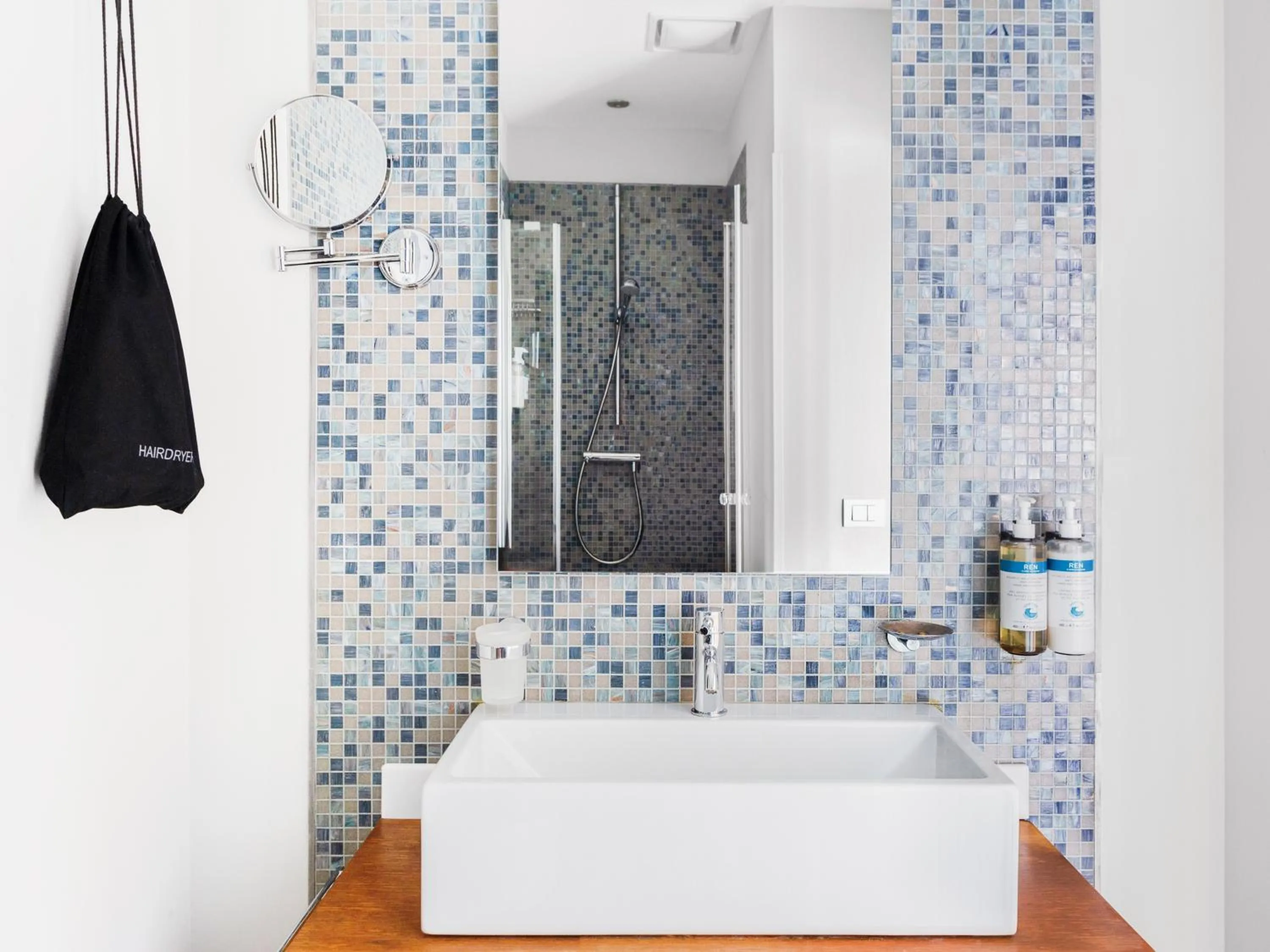 Bathroom in Numa Rome Vici