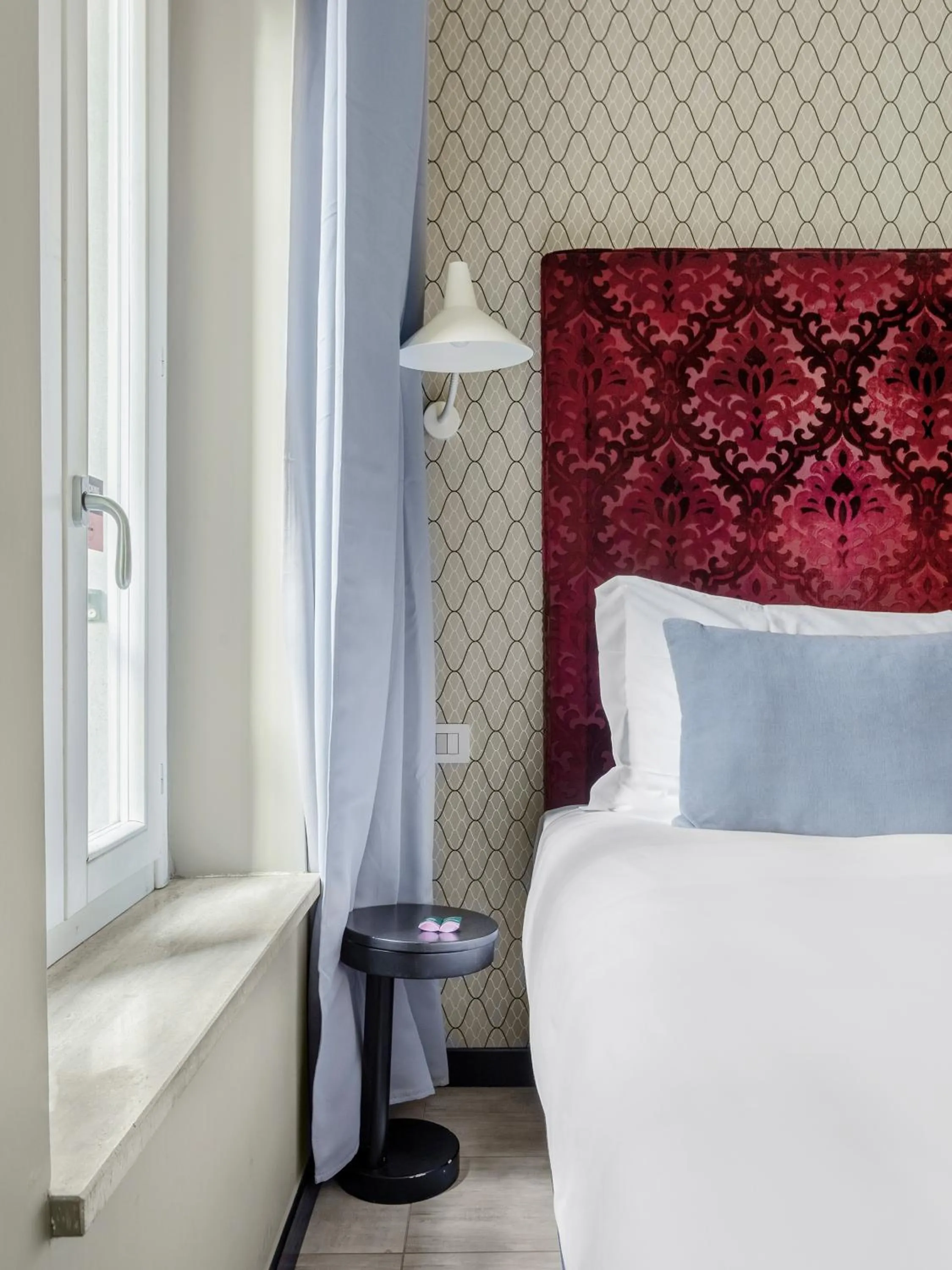 Bed in Numa Rome Vici