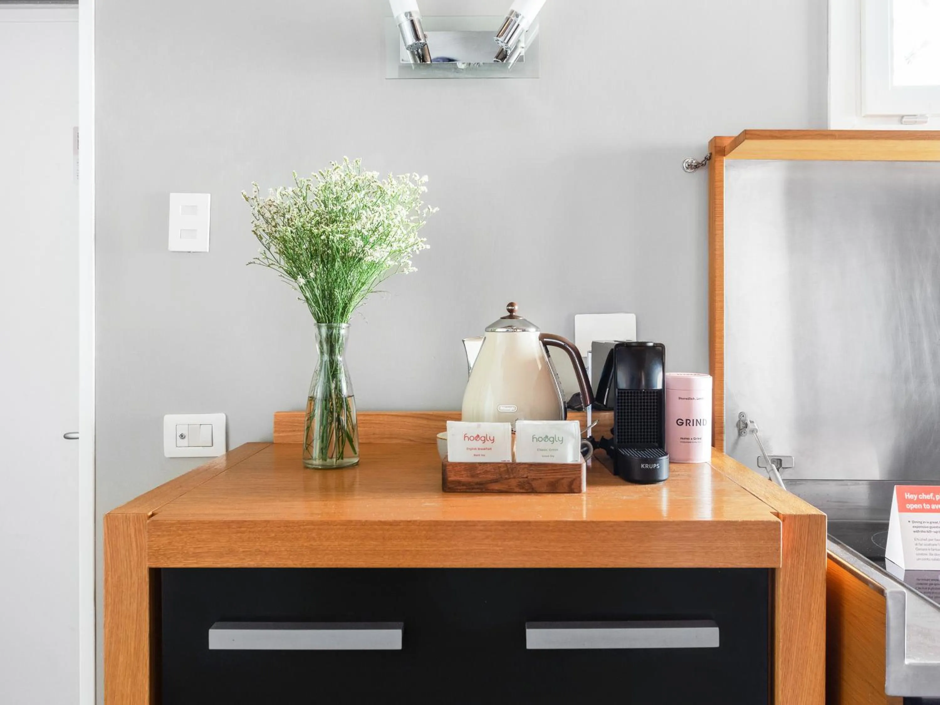 Coffee/tea facilities in Numa Rome Vici