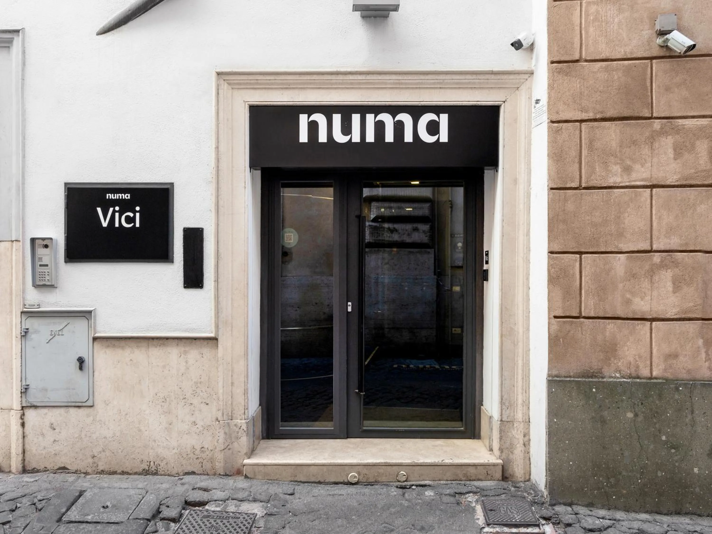 Facade/entrance in Numa Rome Vici
