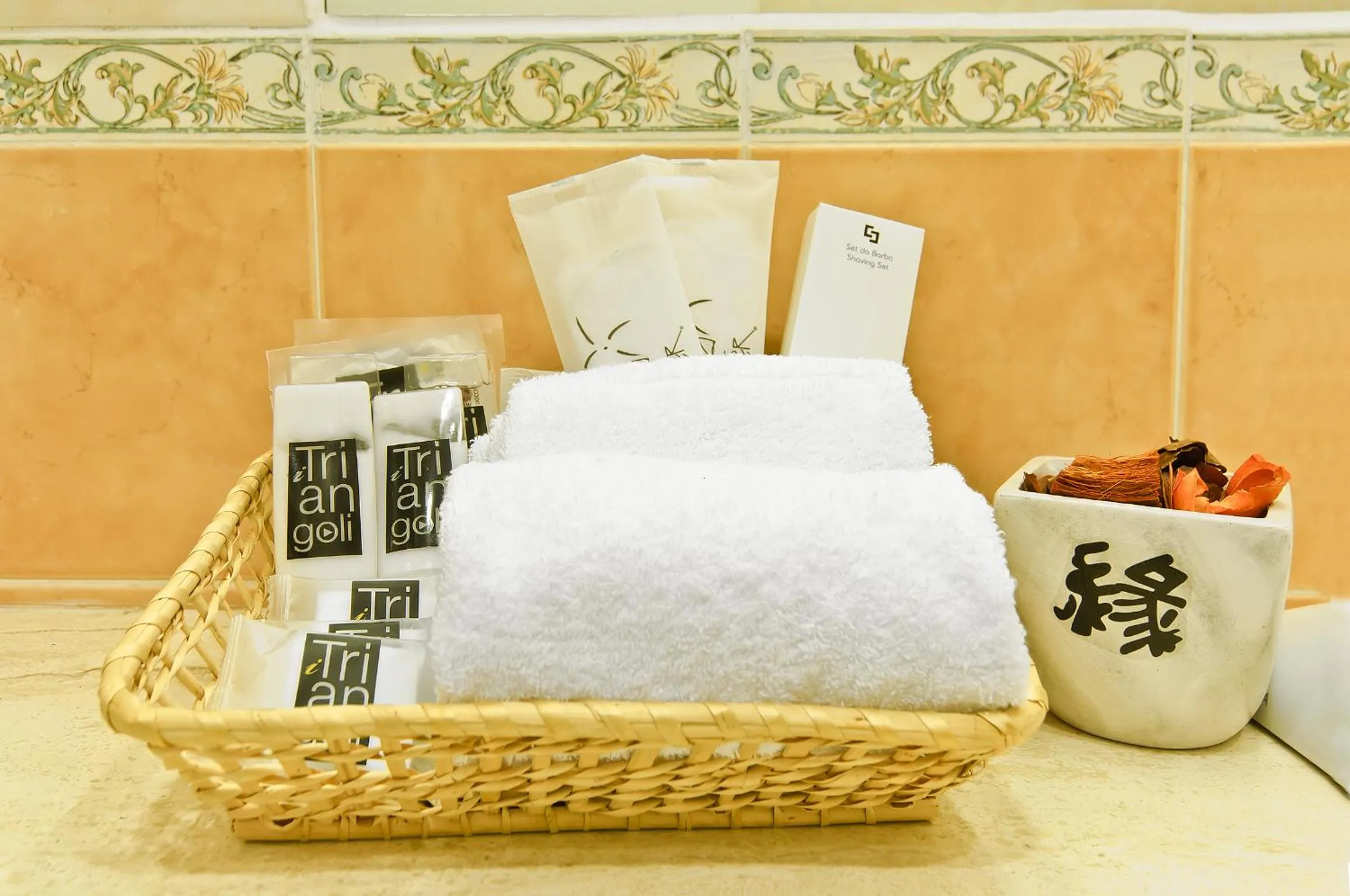 Bathroom, Bed in Residence I Triangoli