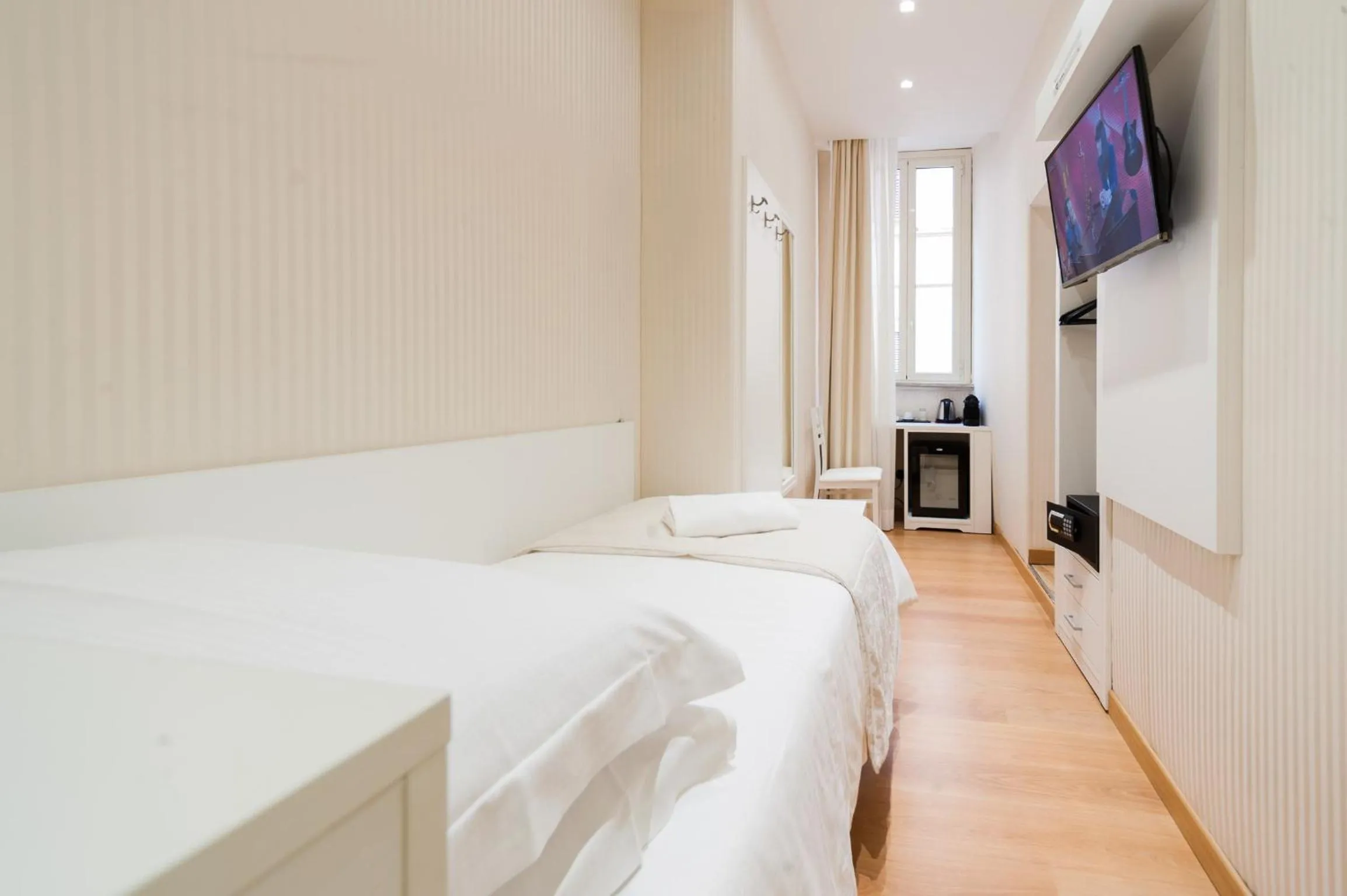 Bedroom, Bed in Trevi 41 Hotel