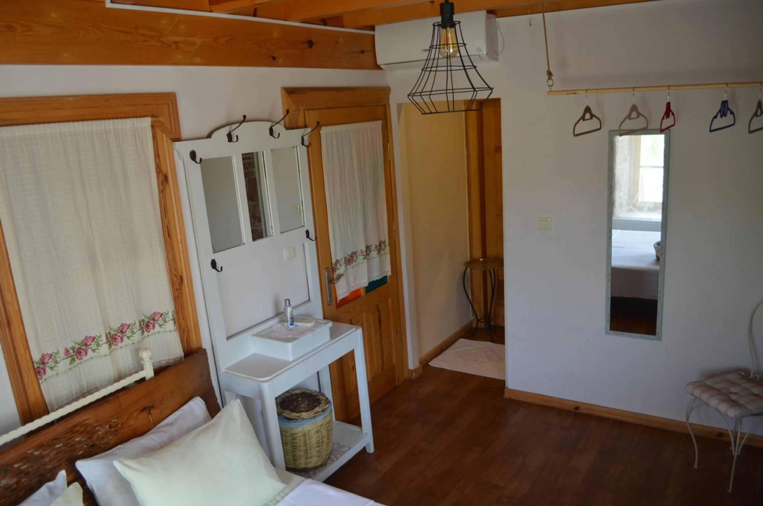 Photo of the whole room, Bed in Fragrante Hotel - Adult Only (+13)