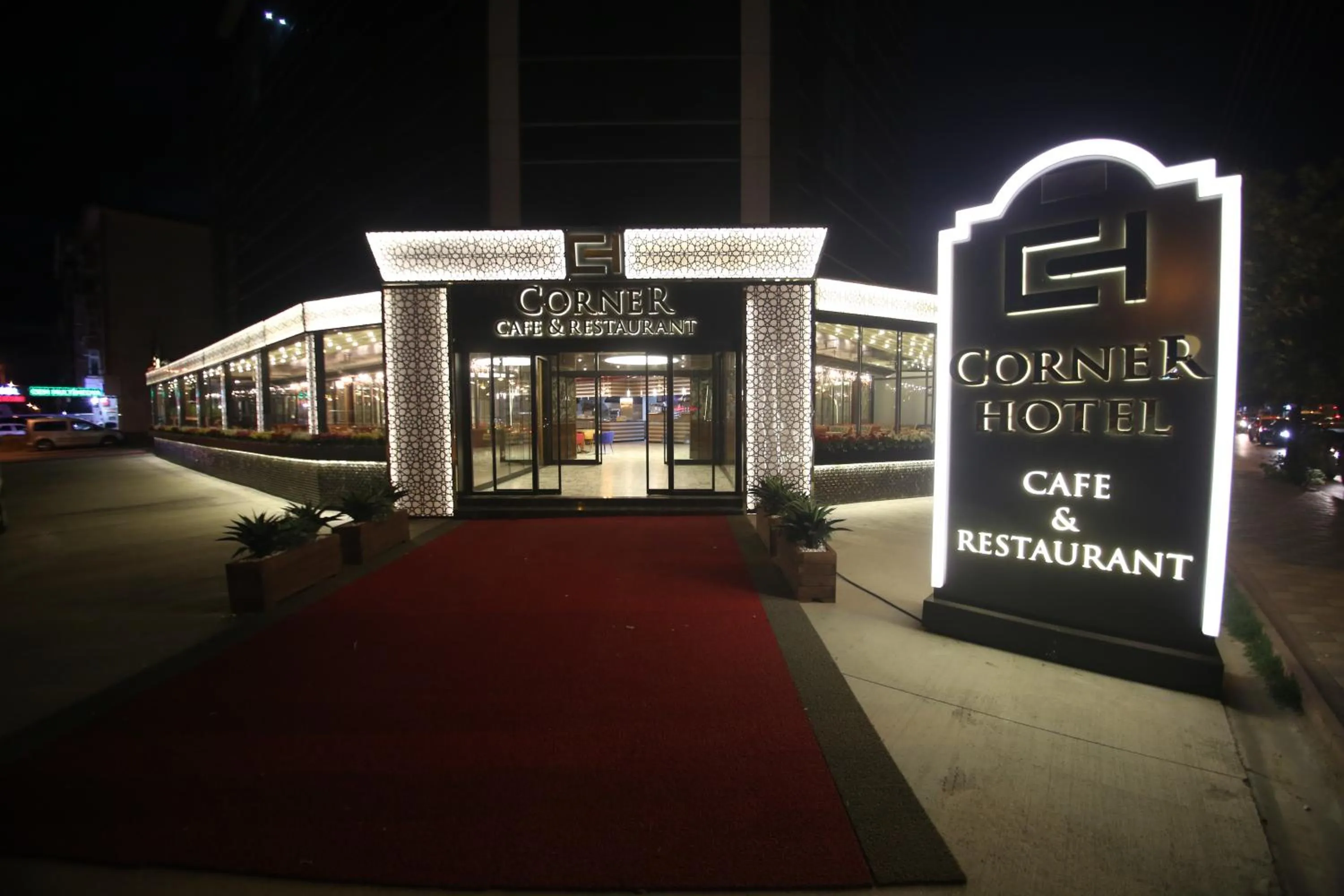 Garden in The Corner Hotel