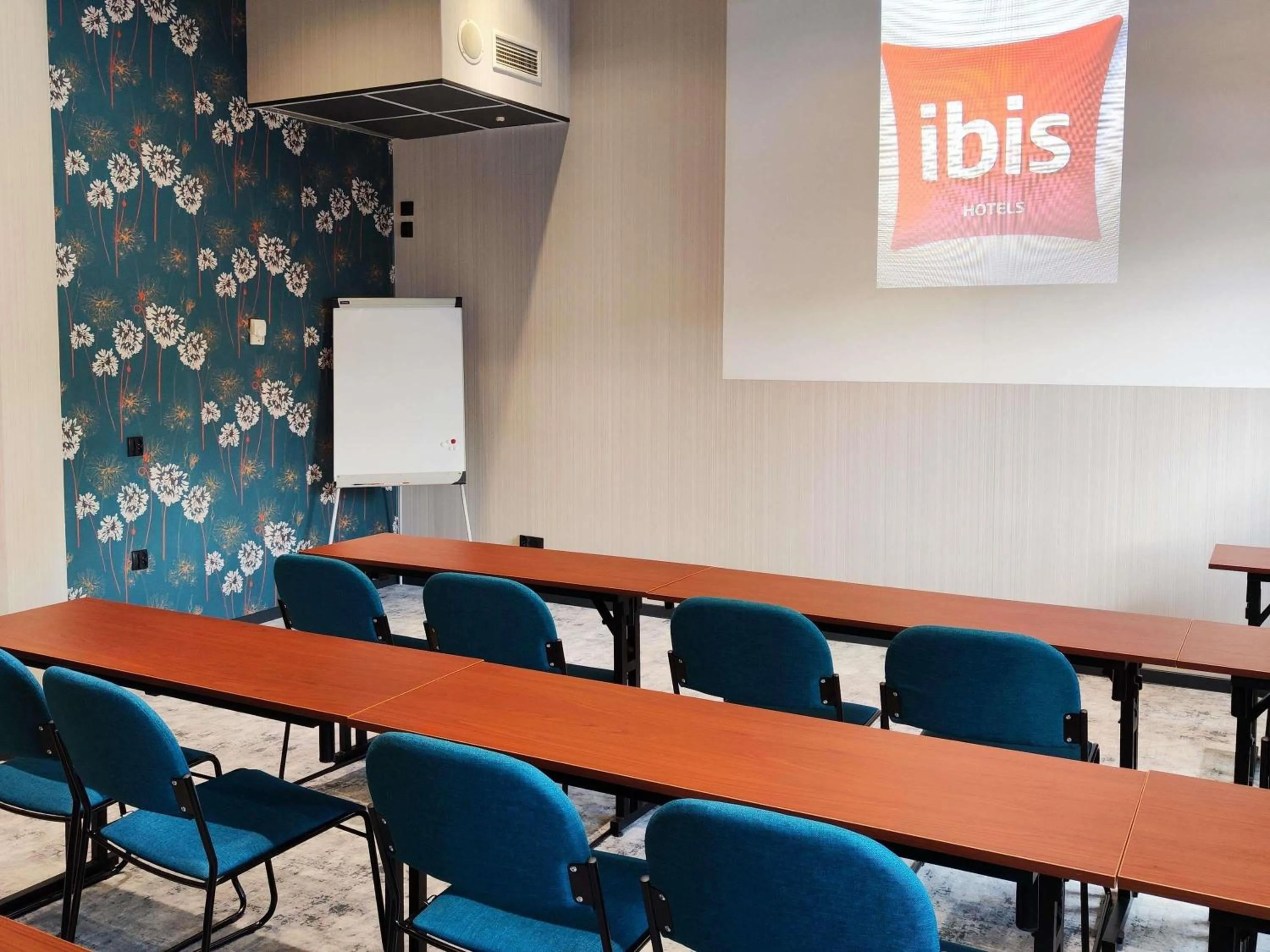 Meeting/conference room in Ibis Katowice - Zabrze