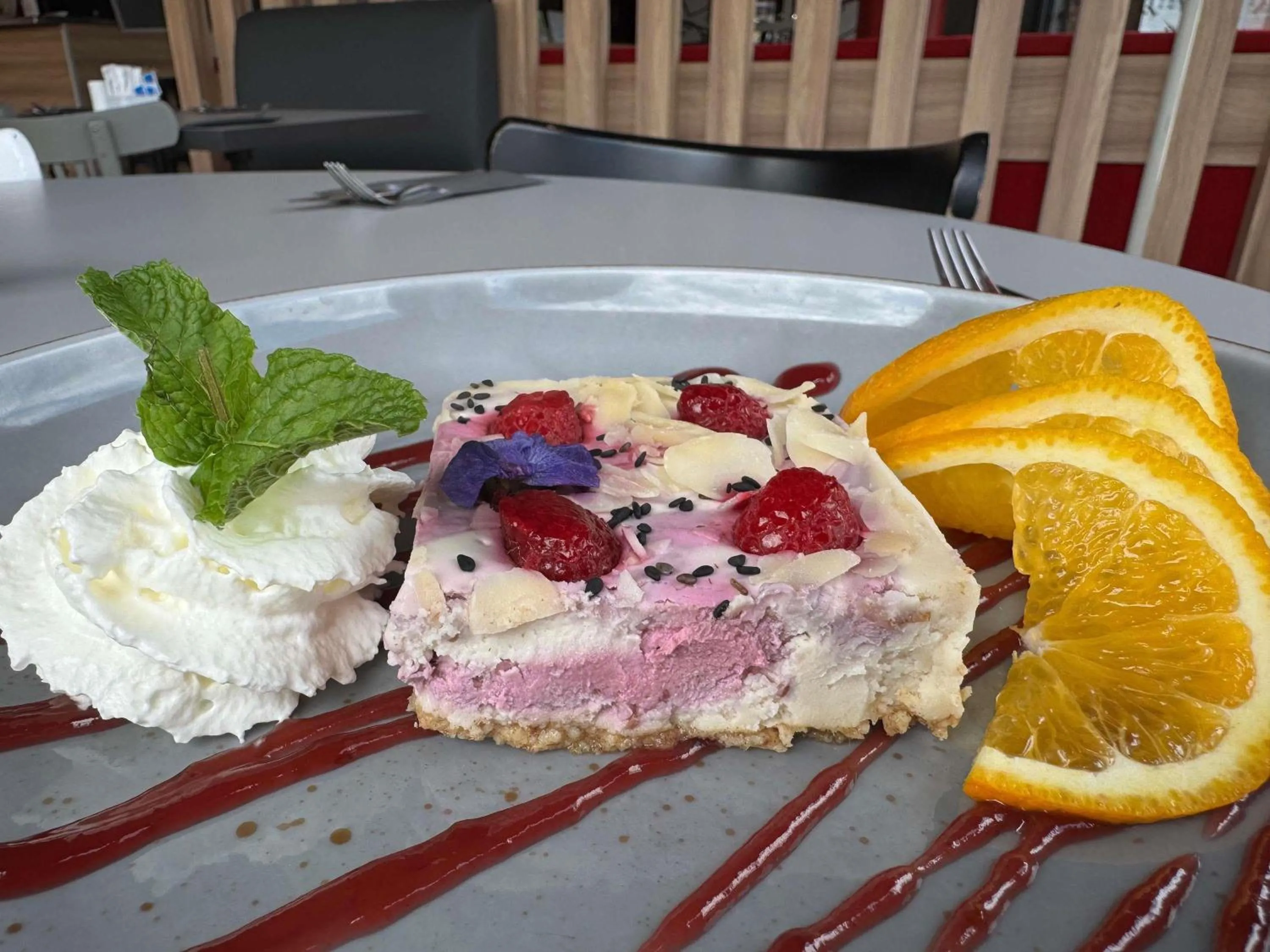 Restaurant/places to eat in Ibis Katowice - Zabrze