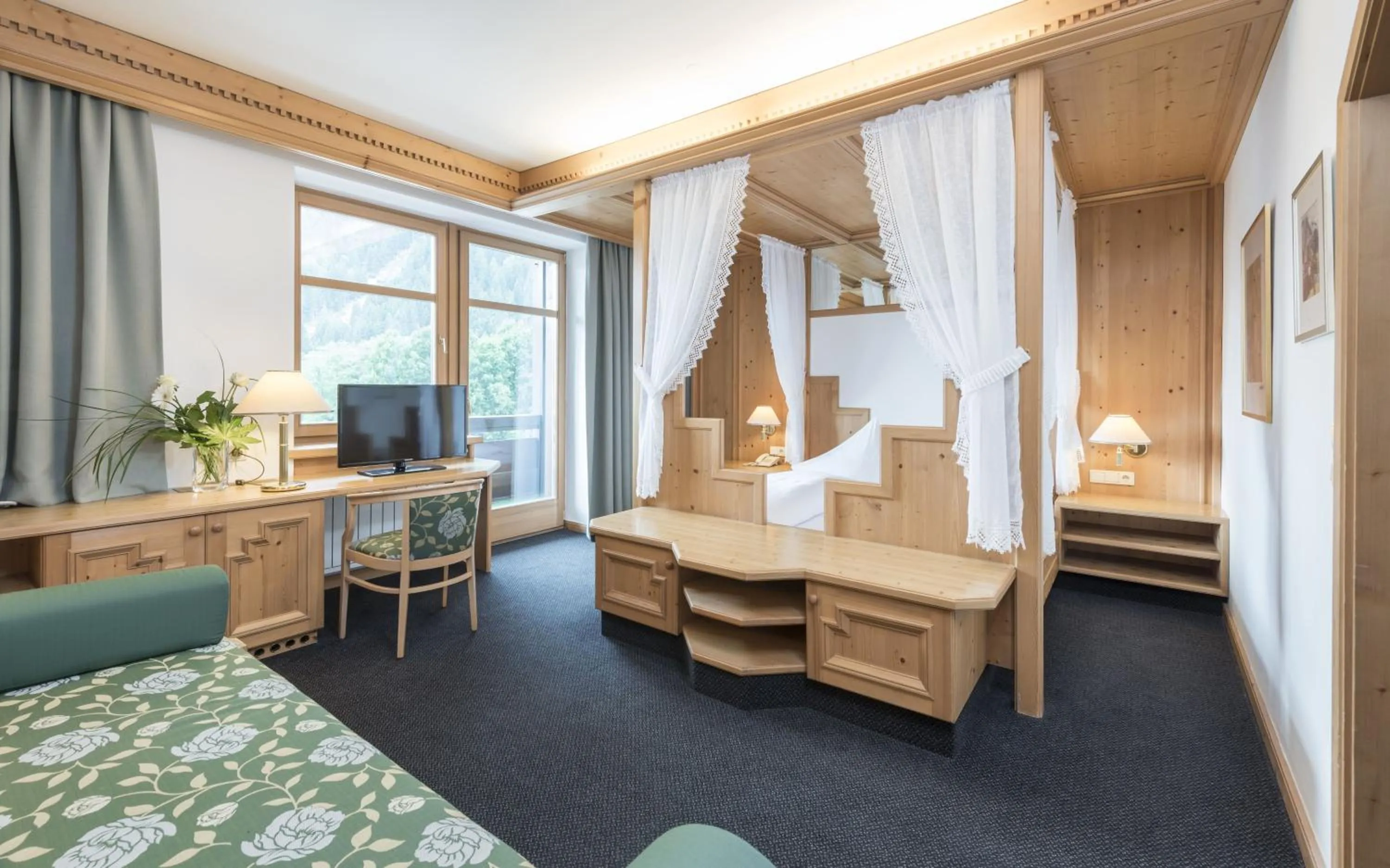 Bedroom, Bed in Ferien & Wellnesshotel Windschar