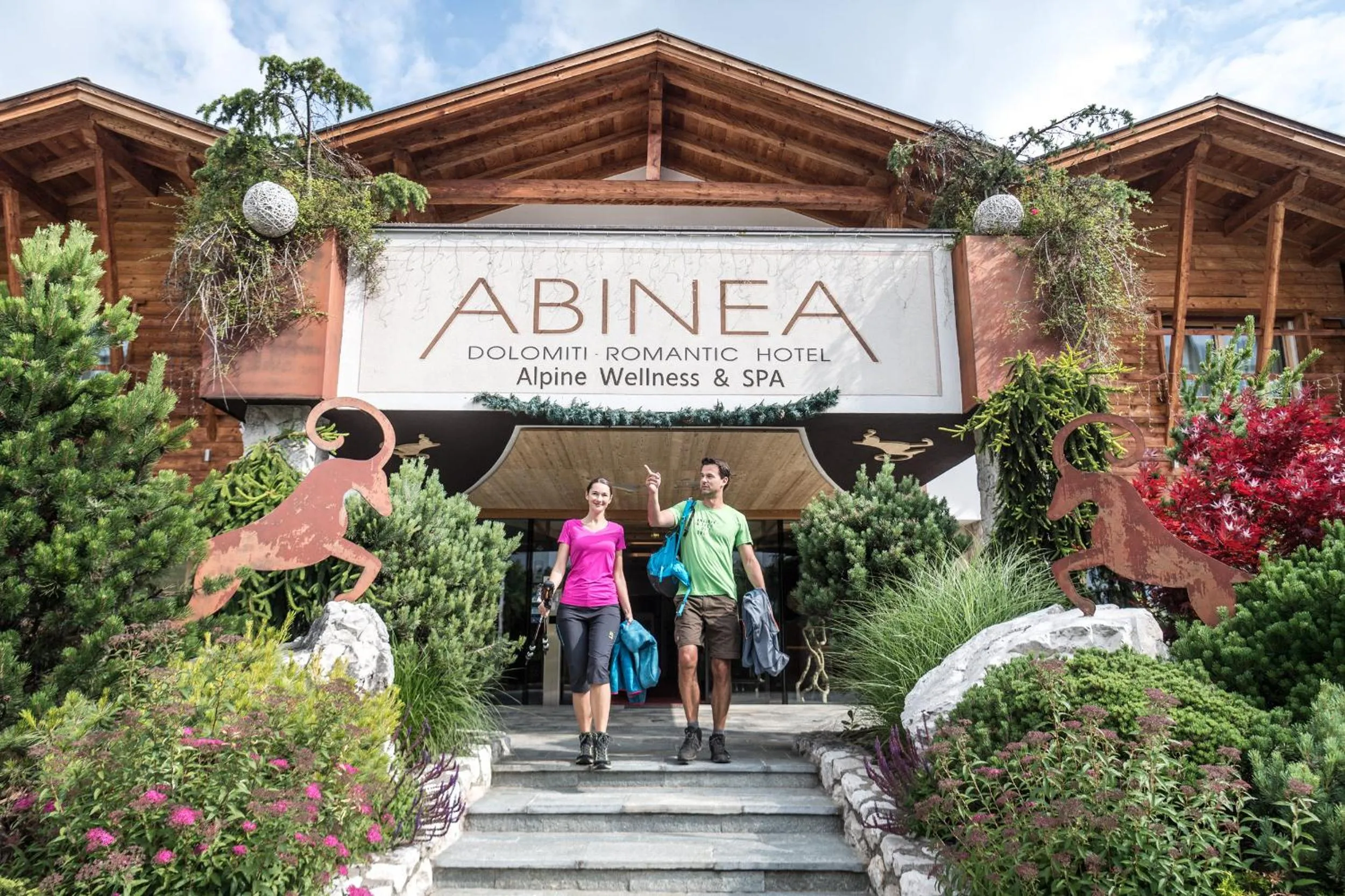 Hiking in ABINEA Dolomiti Romantic SPA