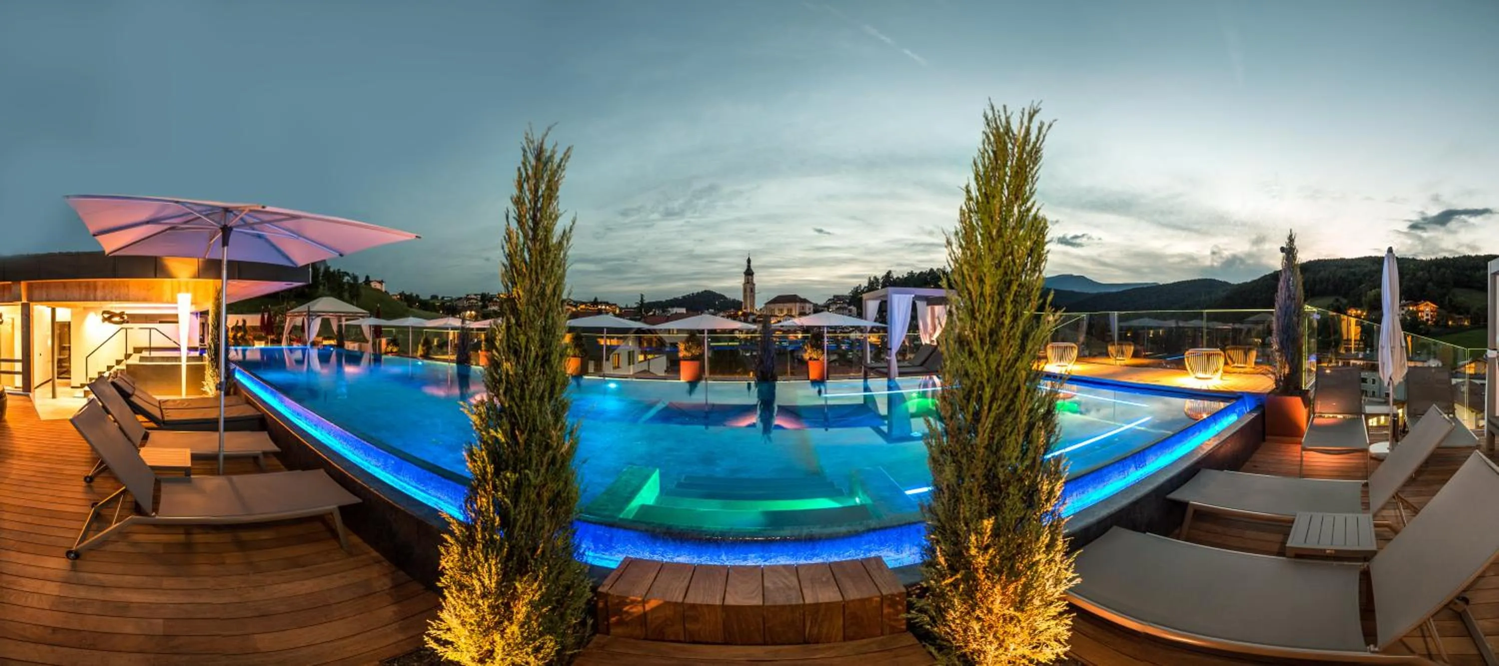 Swimming pool in ABINEA Dolomiti Romantic SPA