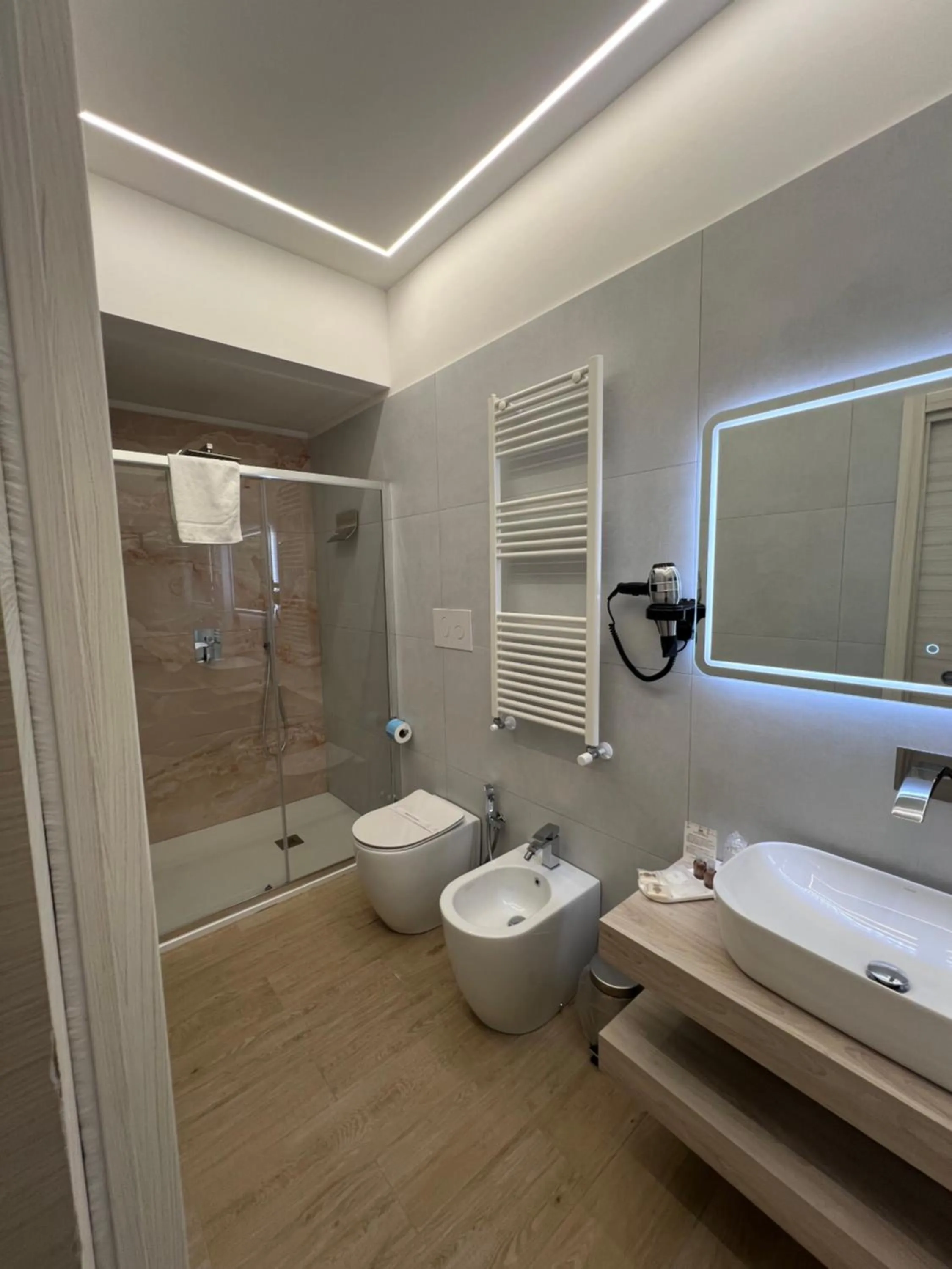 Relais Piazza Del Plebiscito B&B