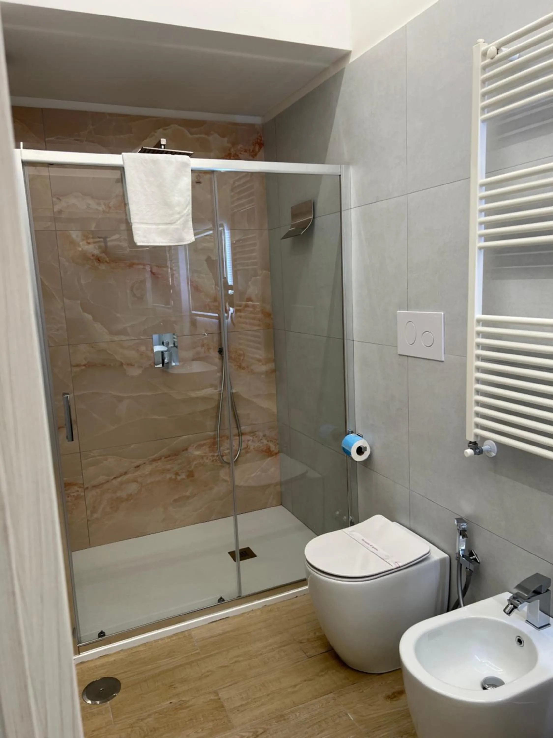 Relais Piazza Del Plebiscito B&B