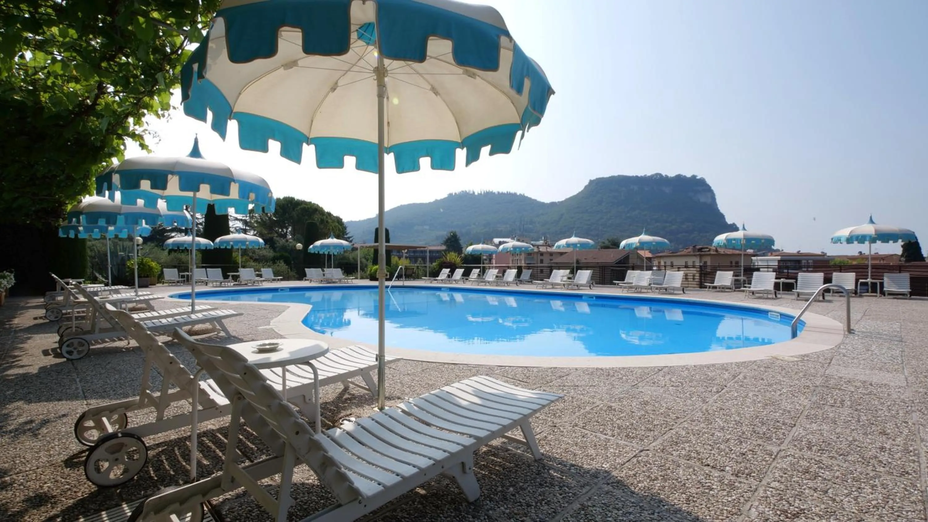 Pool view in Hotel Garden