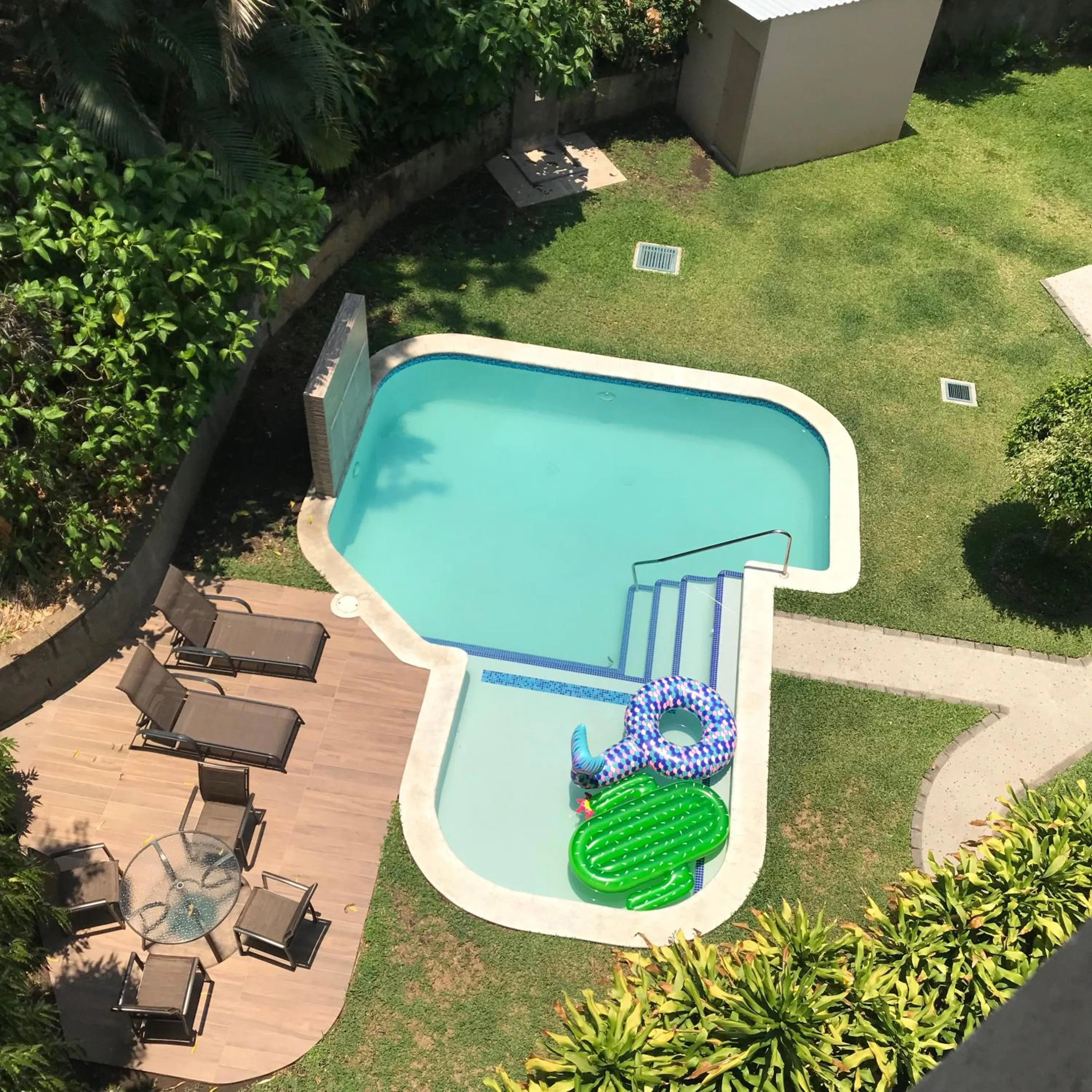 Swimming pool in Hotel Gardenia Inn