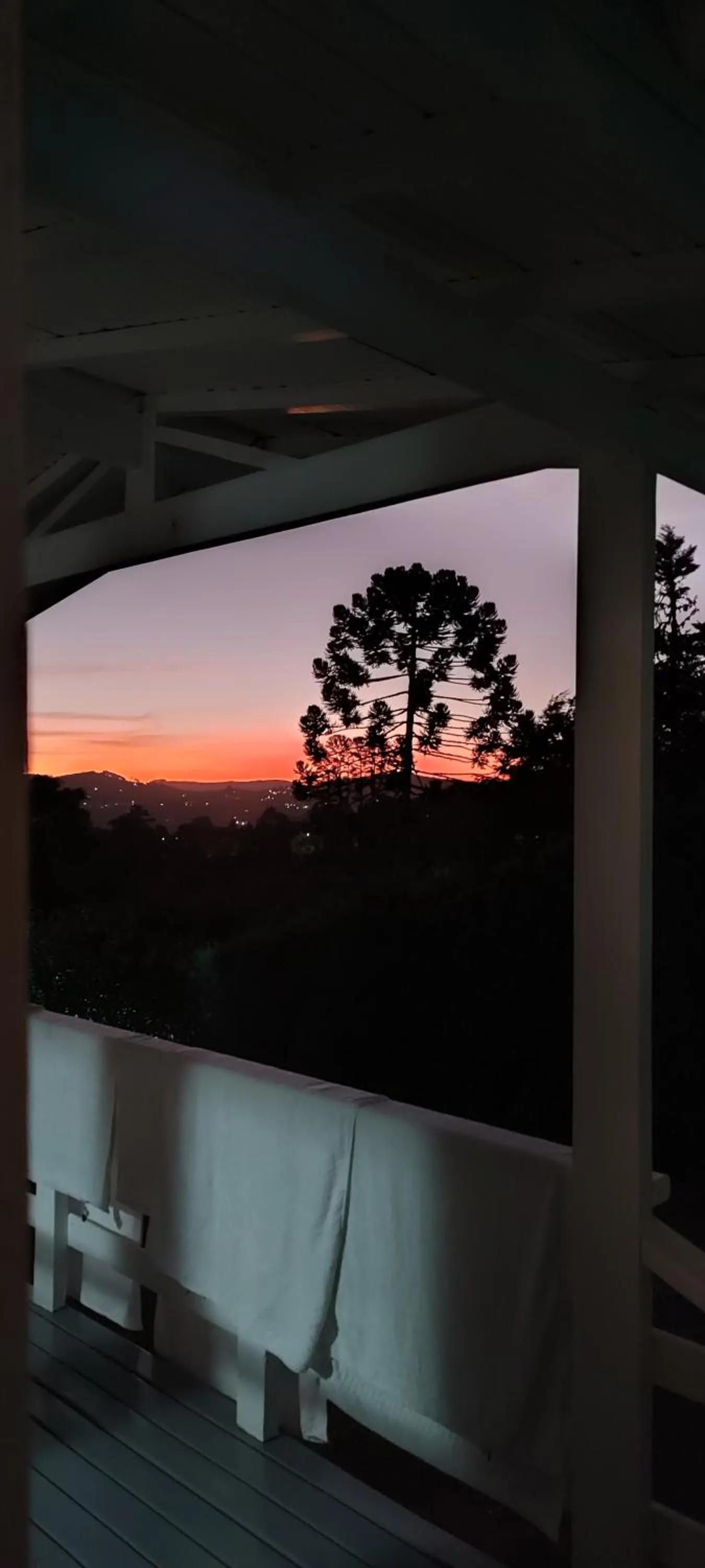 Casa anexa no Alto do Capivari