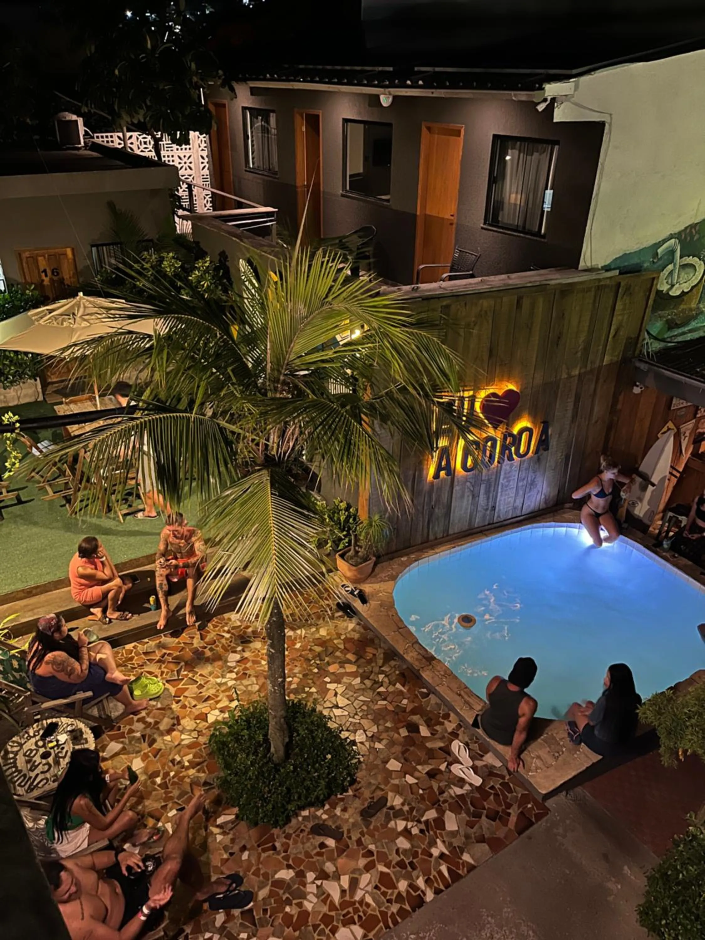 Swimming pool in A Coroa Hostel & Pousada