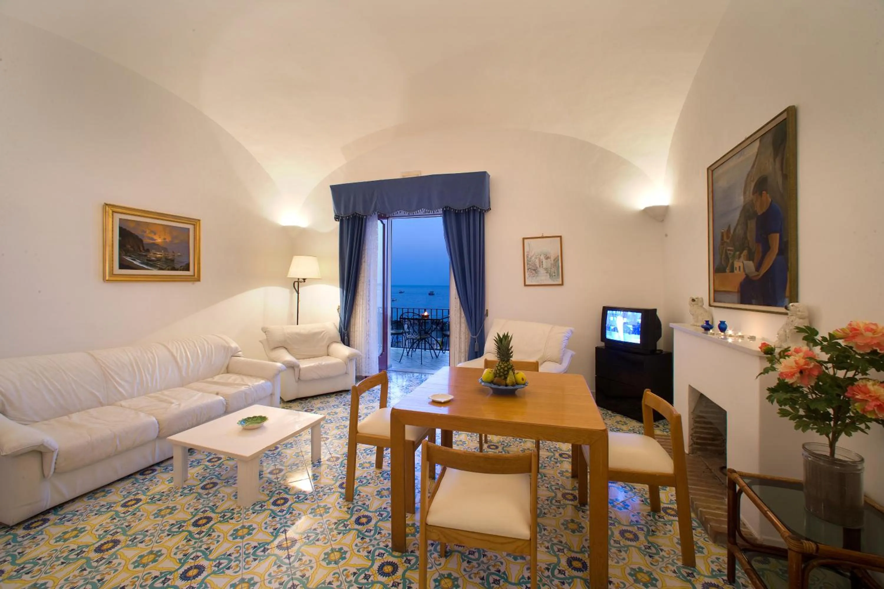 Living room in La Caravella di Positano - Relais, Beach & Residences