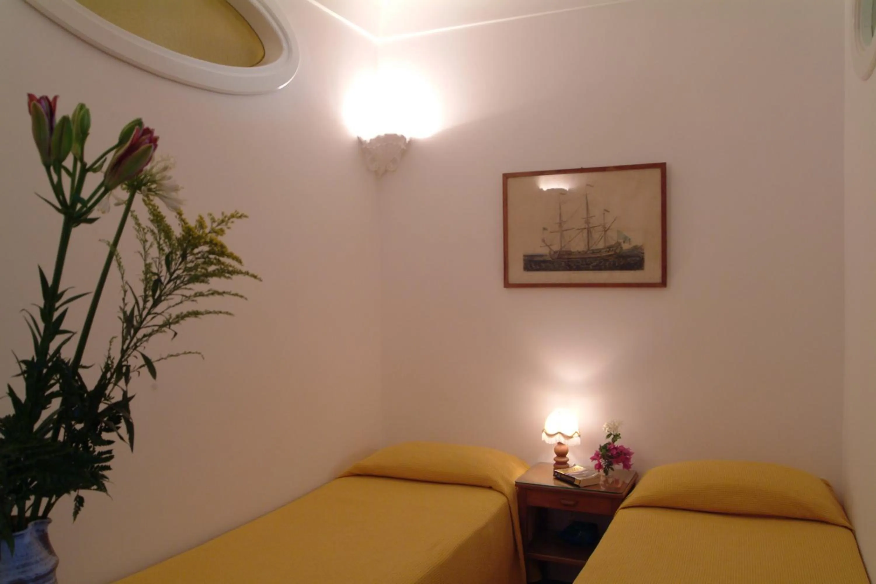 Bed in La Caravella di Positano - Relais, Beach & Residences