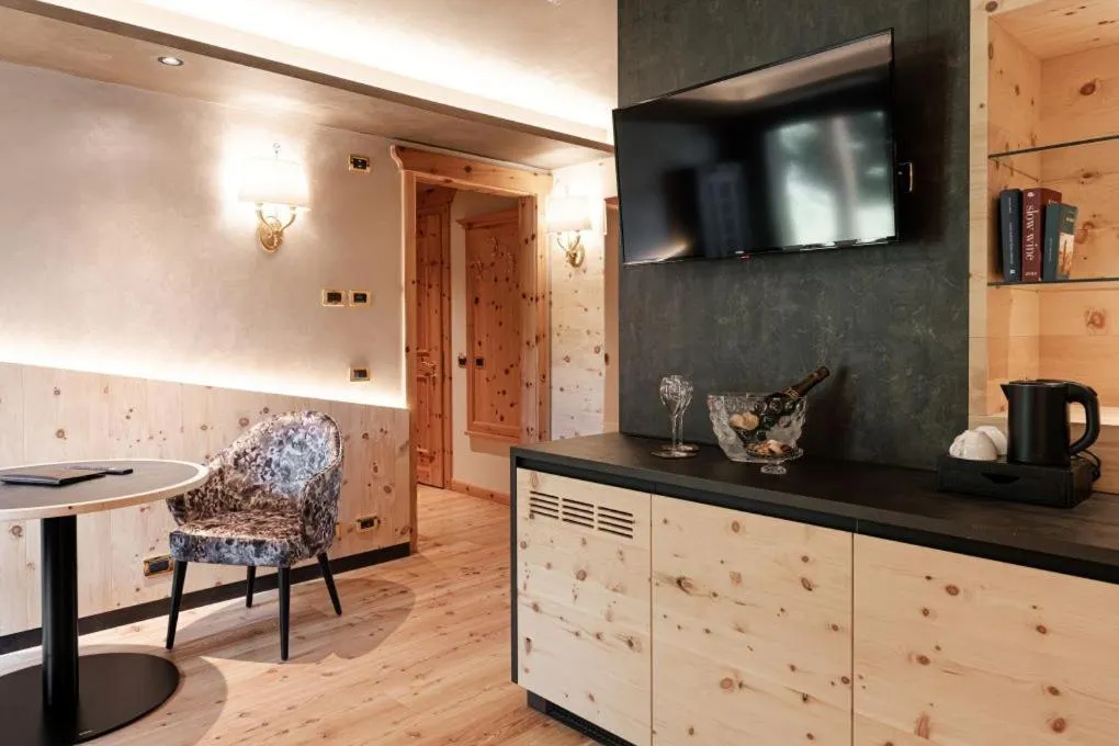 Coffee/tea facilities in Cerana Relax Hotel