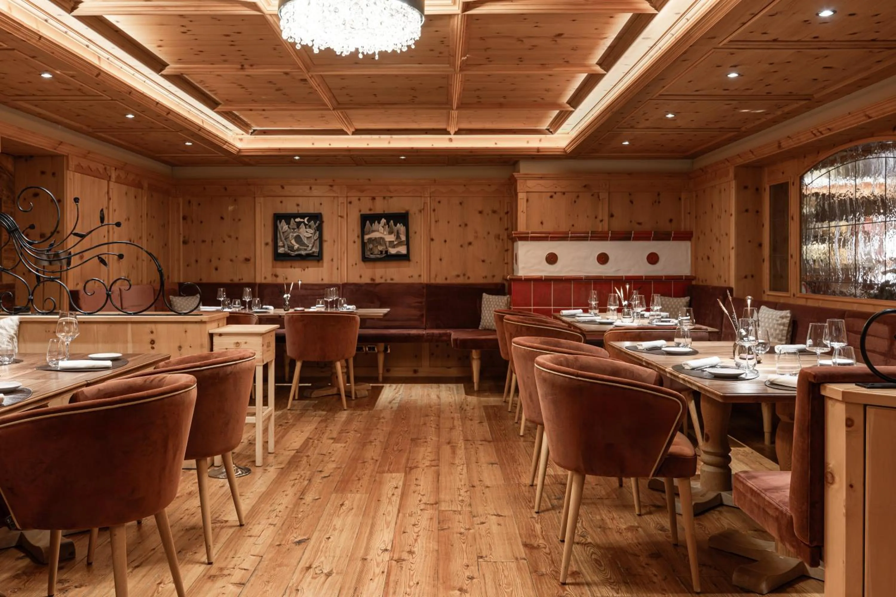 Restaurant/places to eat in Cerana Relax Hotel