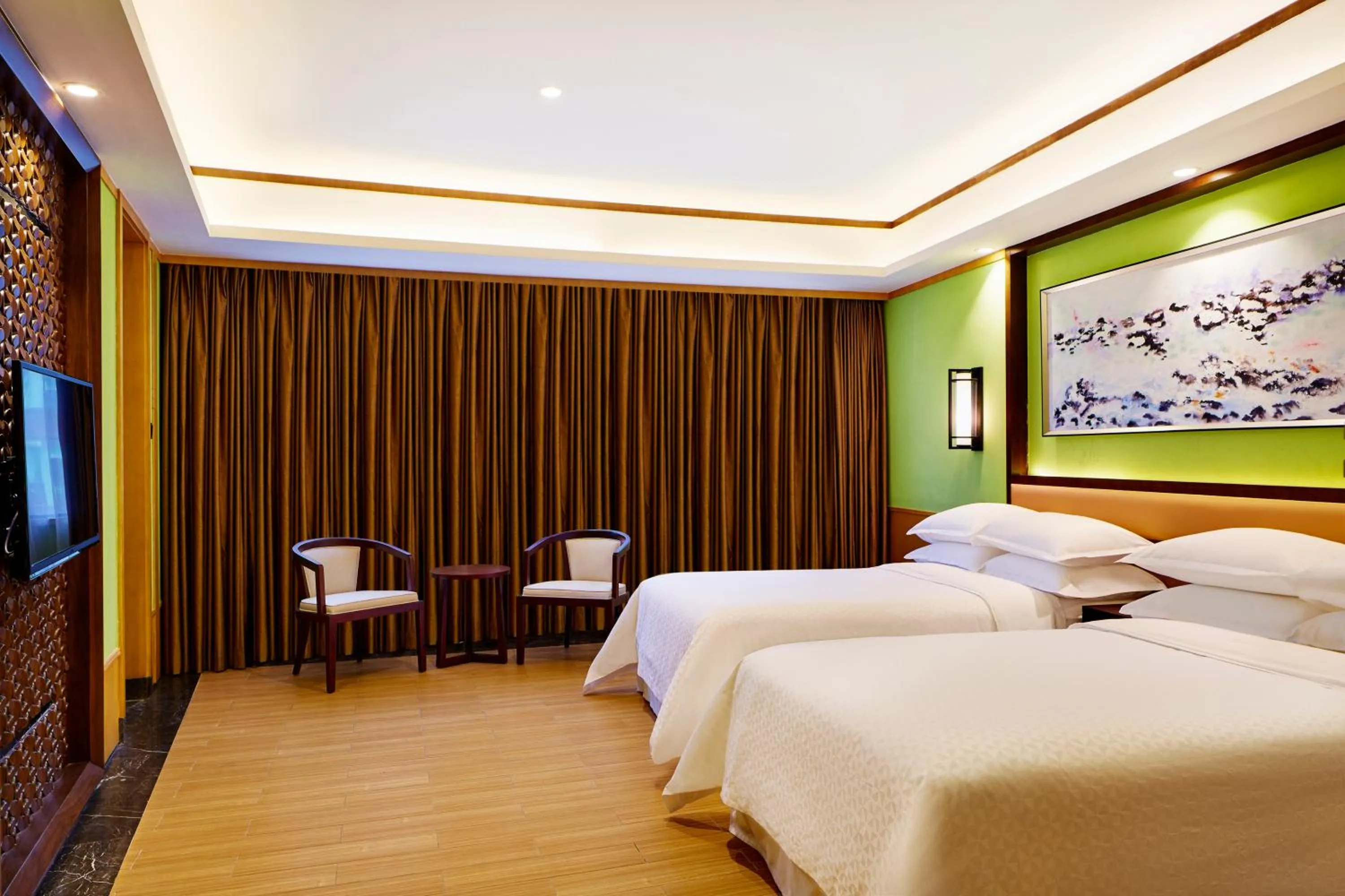 Photo of the whole room, Bed in Four Points by Sheraton Heyuan Resort